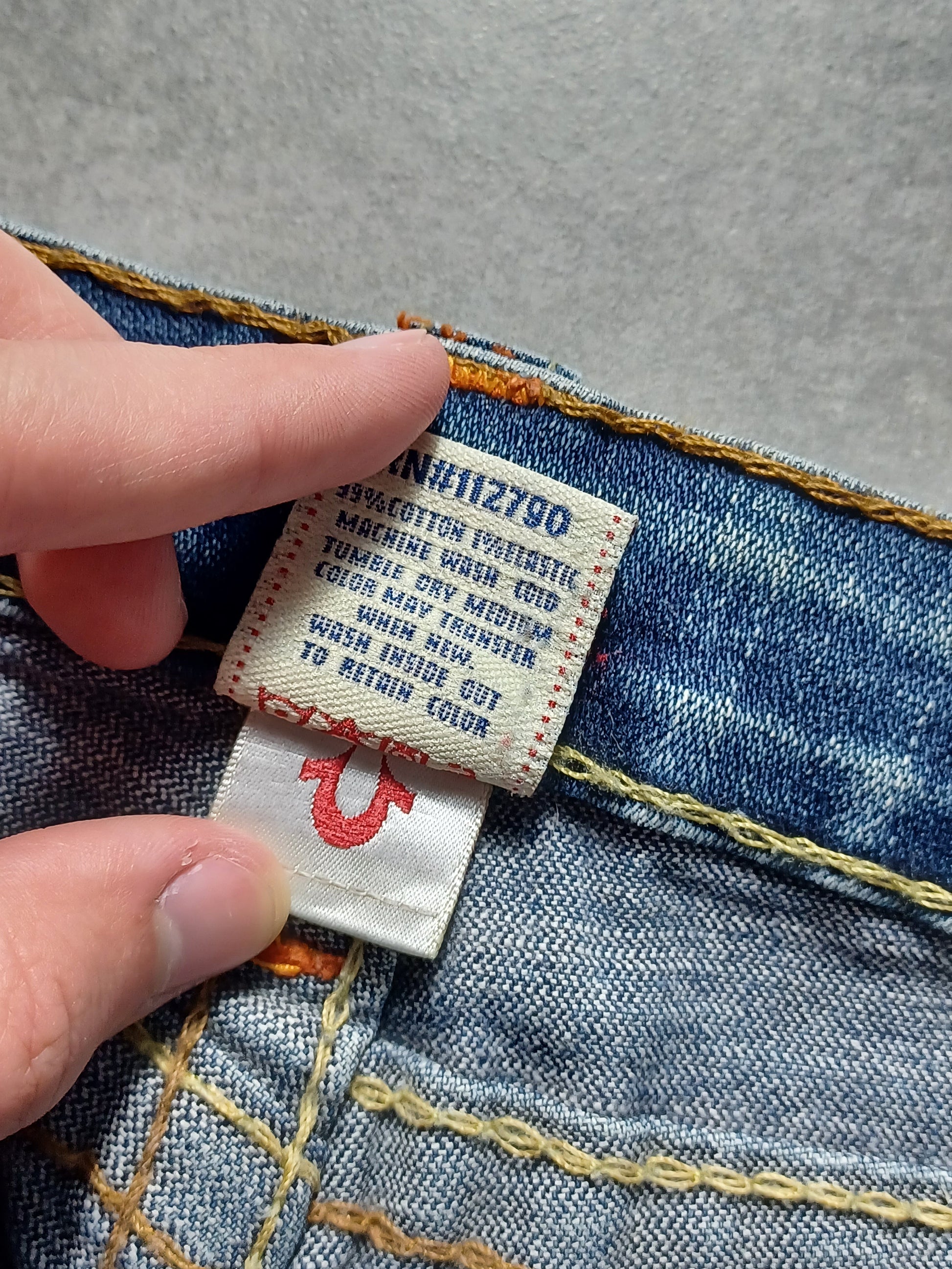 Granatowe low rise szorty True Religion