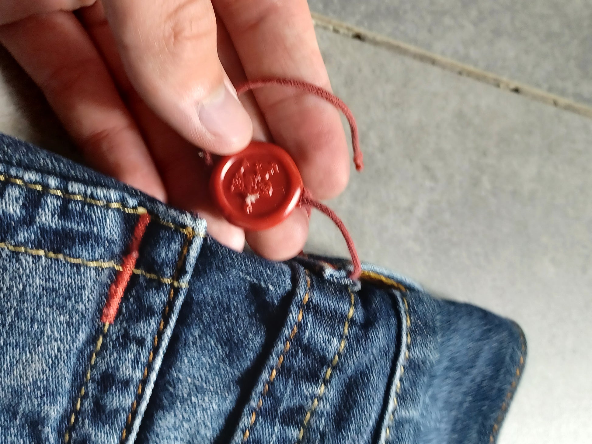 Granatowe low rise szorty True Religion