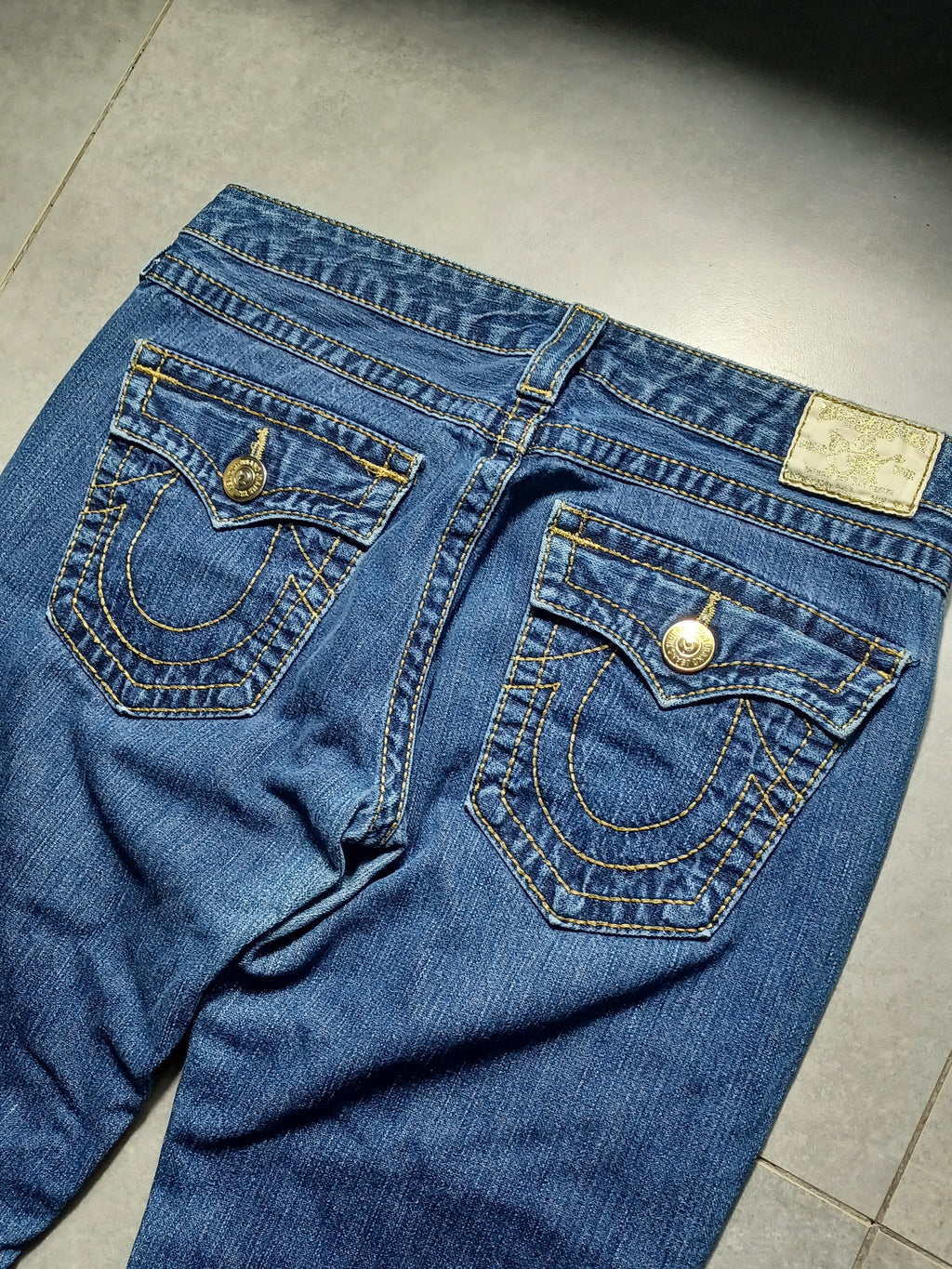 Granatowe low rise Flared Jeansy True Religion Flapy