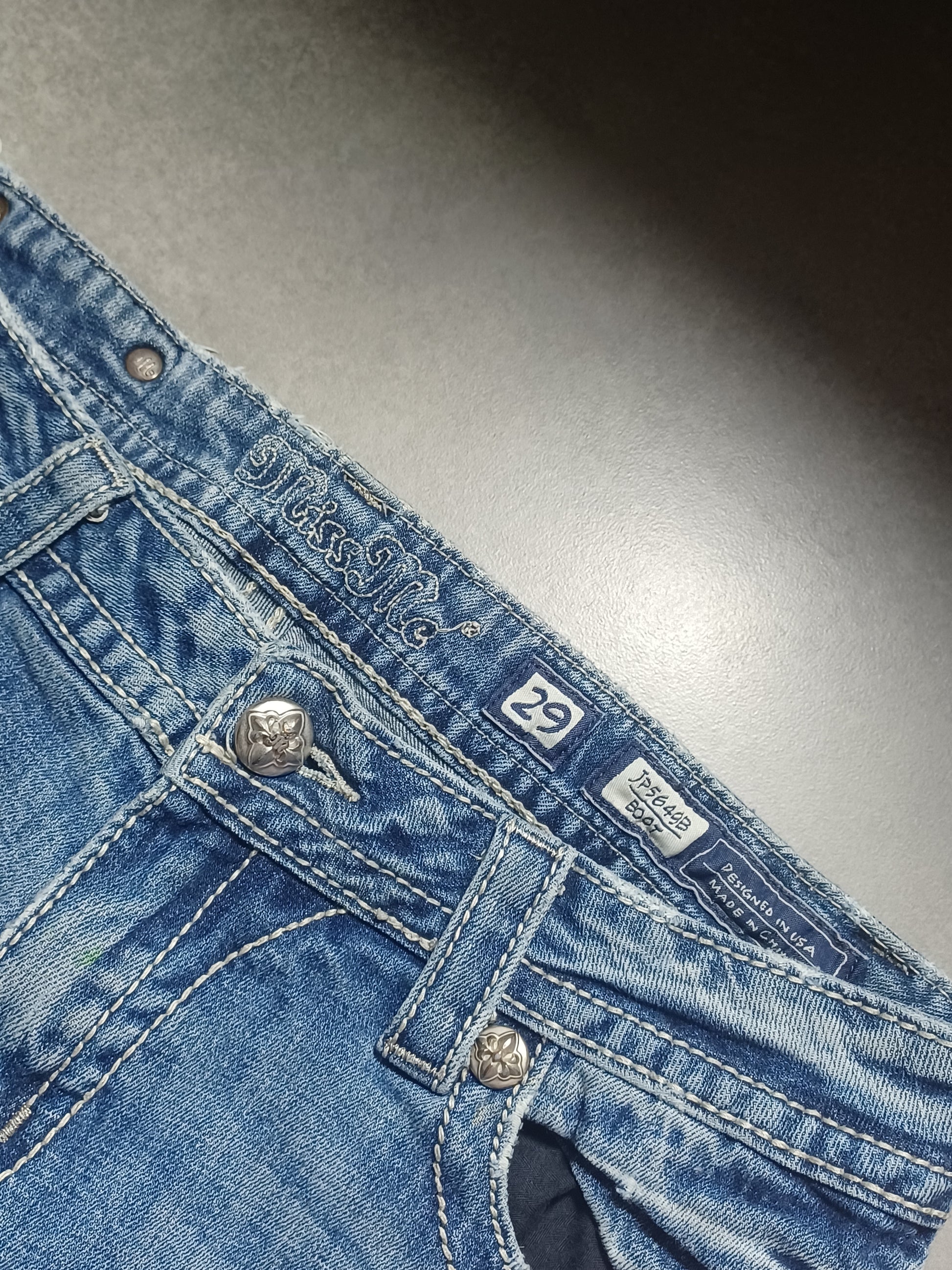 Niebieskie low rise Flared Jeansy Miss Me