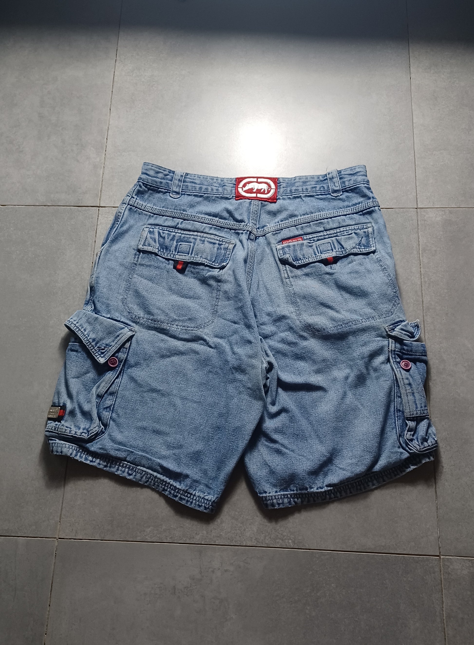 Jasnoniebieskie baggy jortsy Ecko.Untld