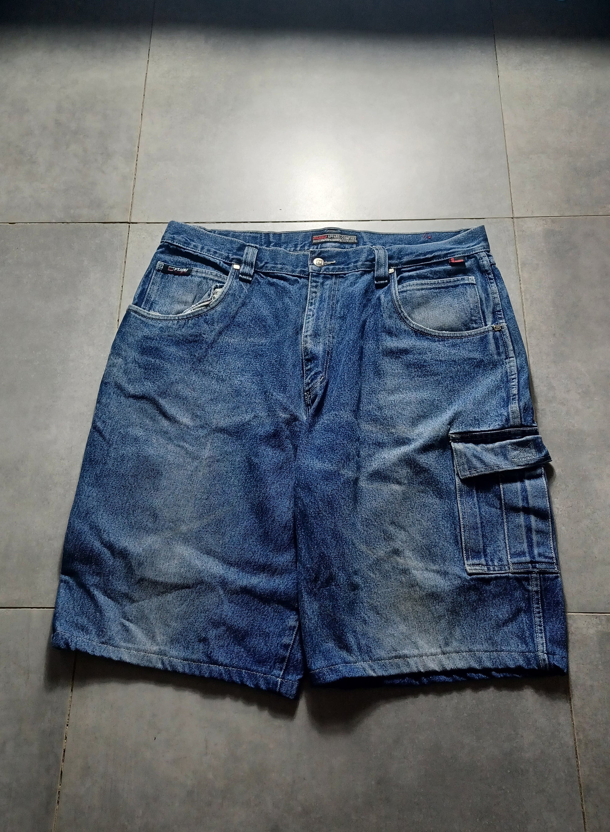 Niebieskie baggy jortsy FUBU