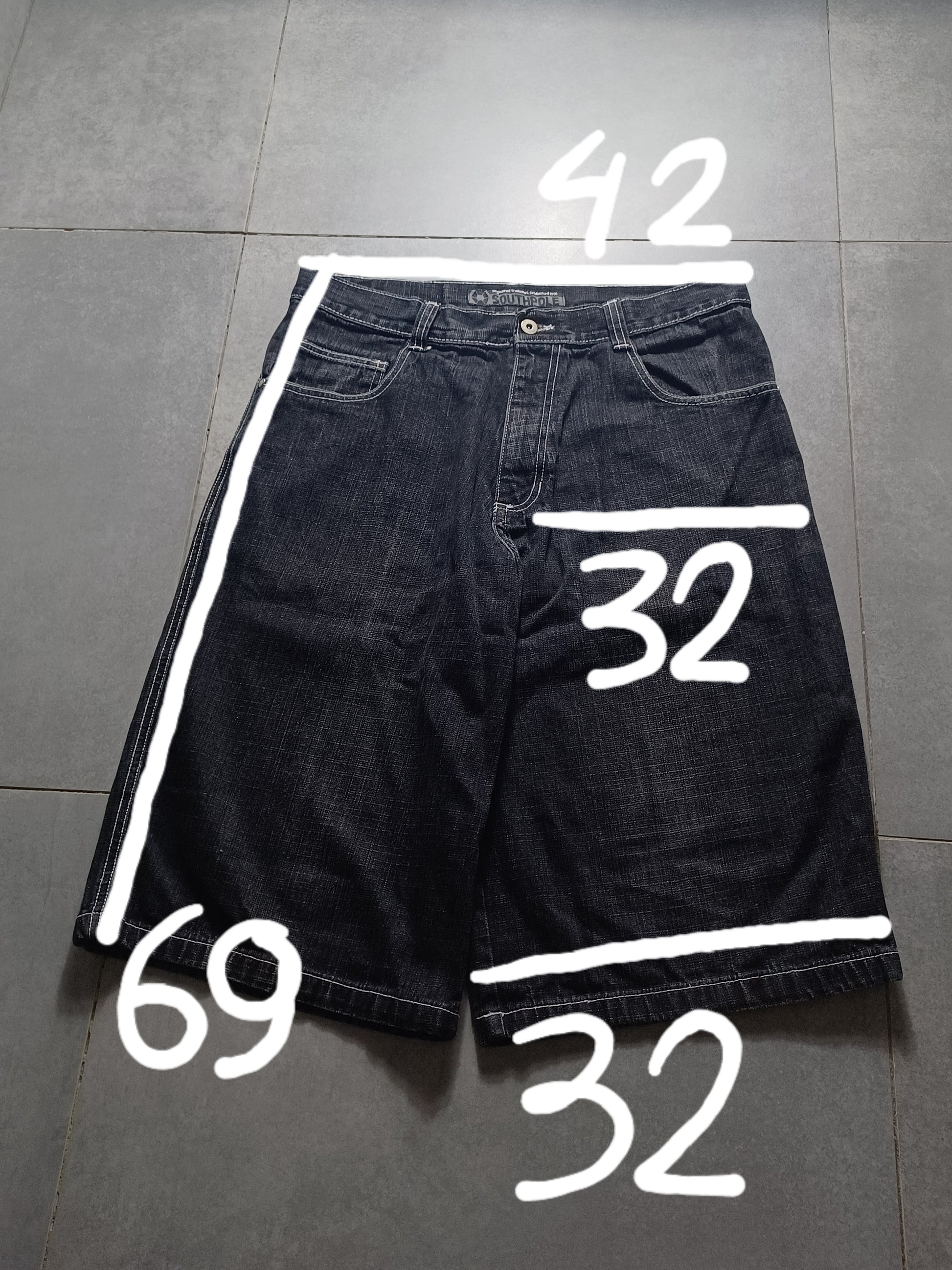 Czarne Baggy Jortsy Southpole