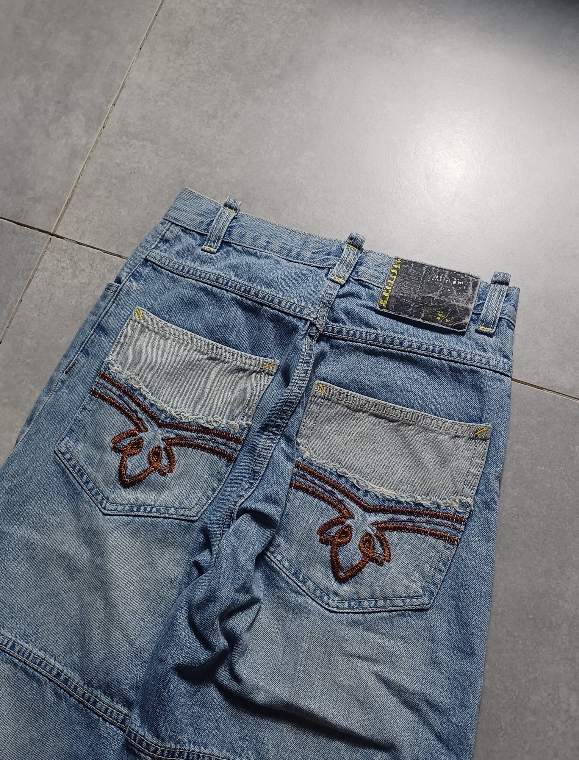 Jasnoniebieskie jortsy Southpole