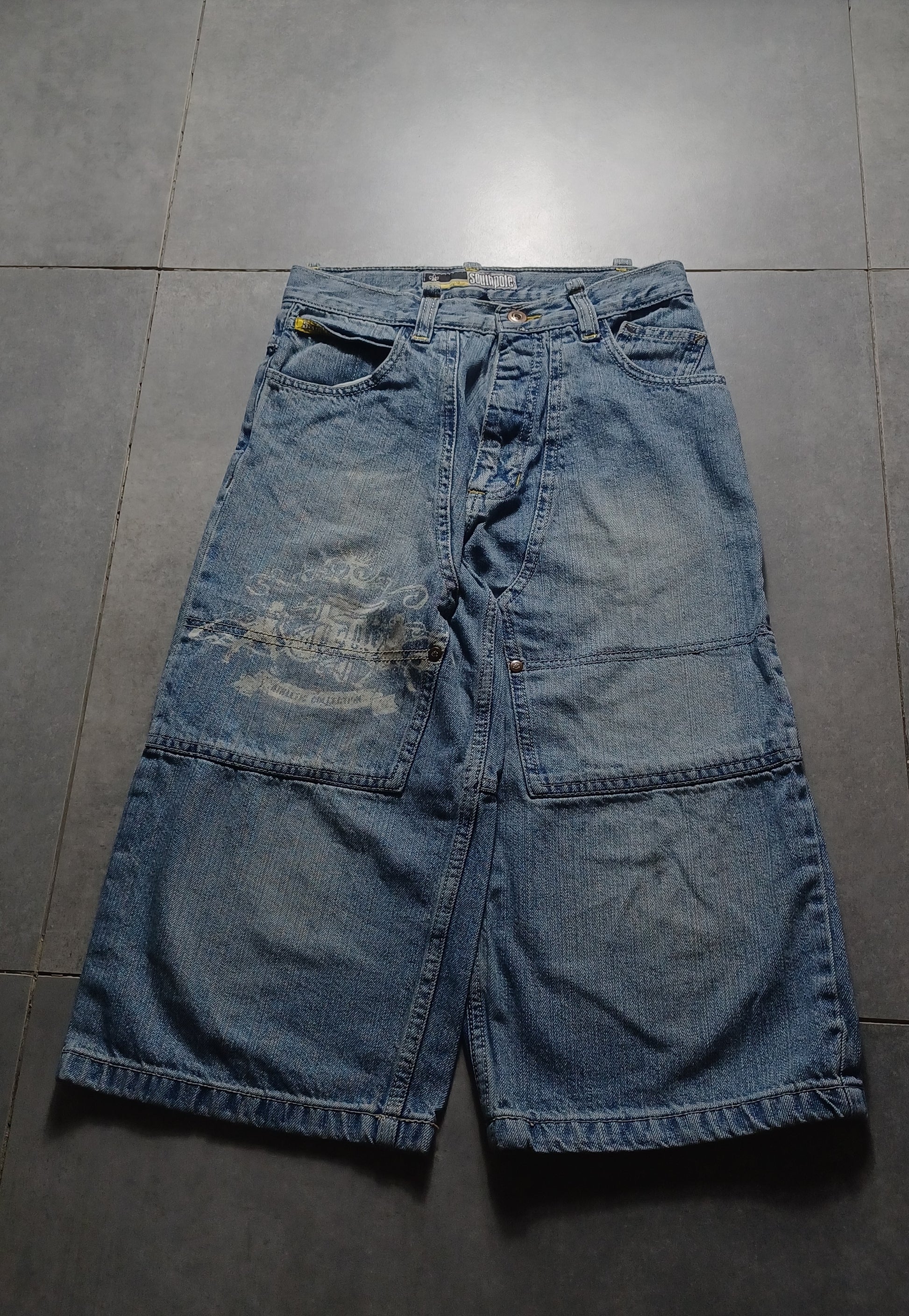 Jasnoniebieskie jortsy Southpole