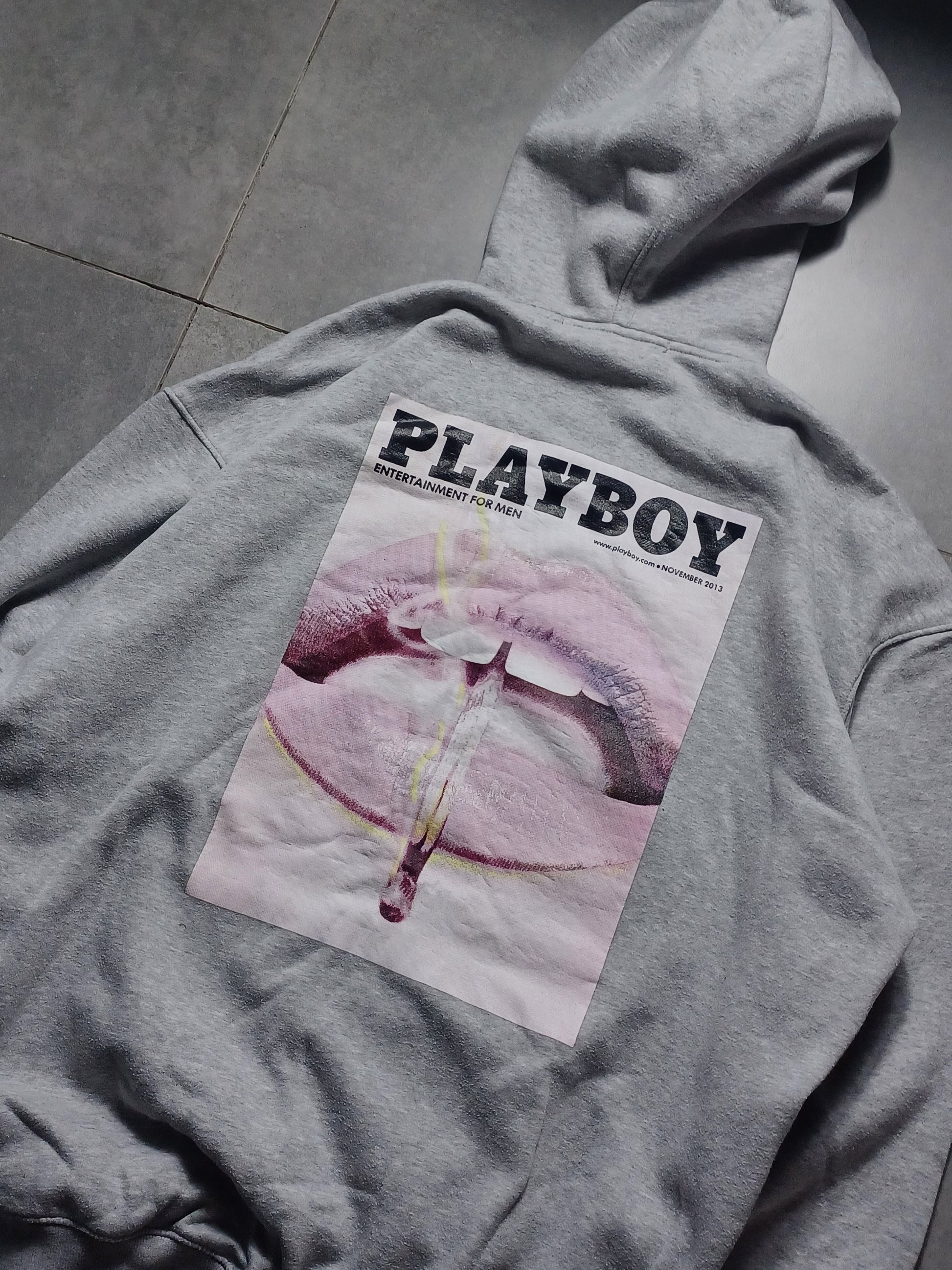 Szara baggy bluza z kapturem Playboy