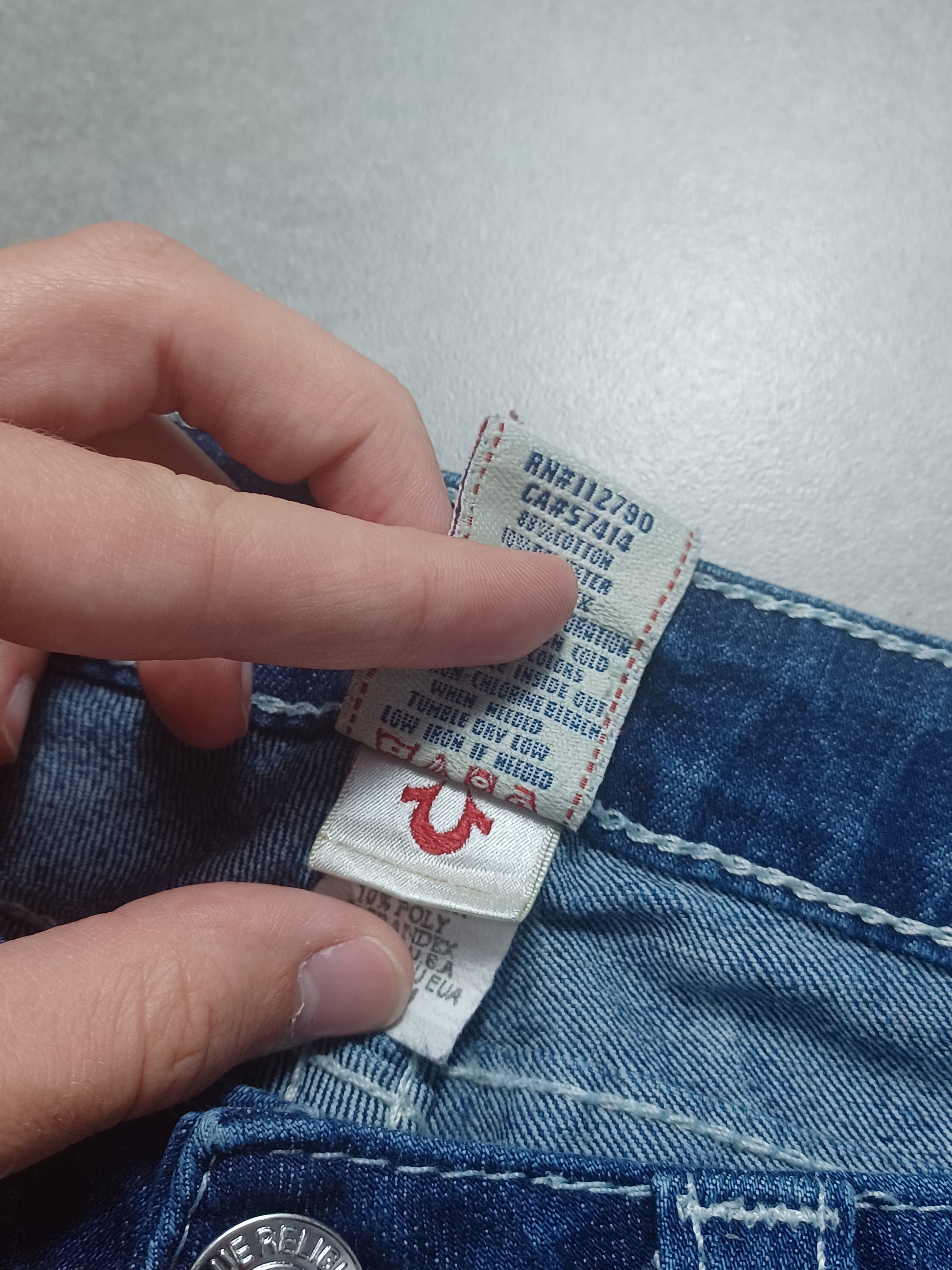 Granatowe low rise Szorty jeansowe True Religion flapy