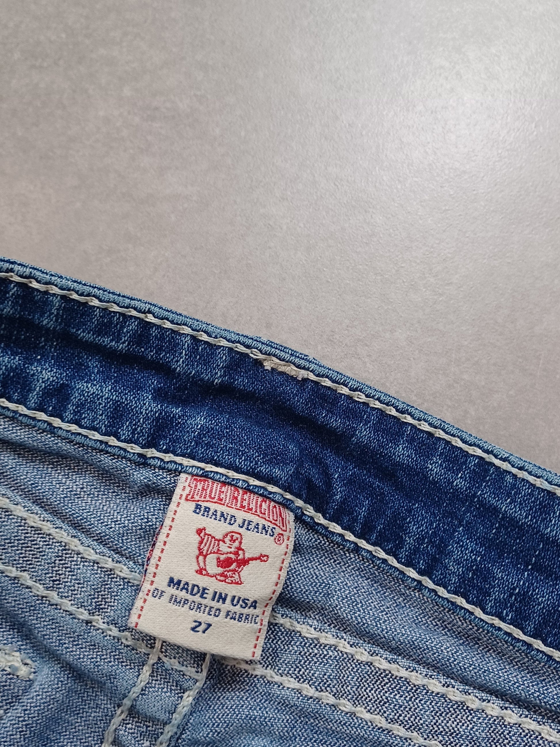 Niebieskie low rise szorty jeansowe True Religion x Swarovski