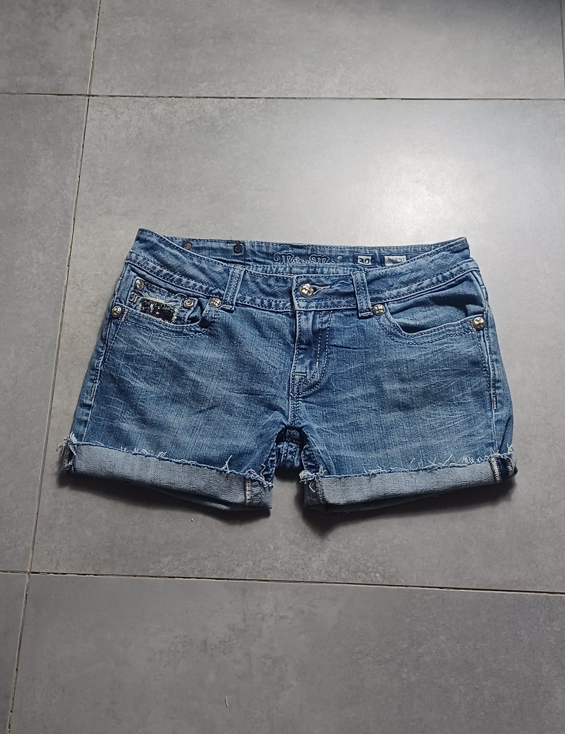 Niebieskie low rise szorty jeansowe Miss Me