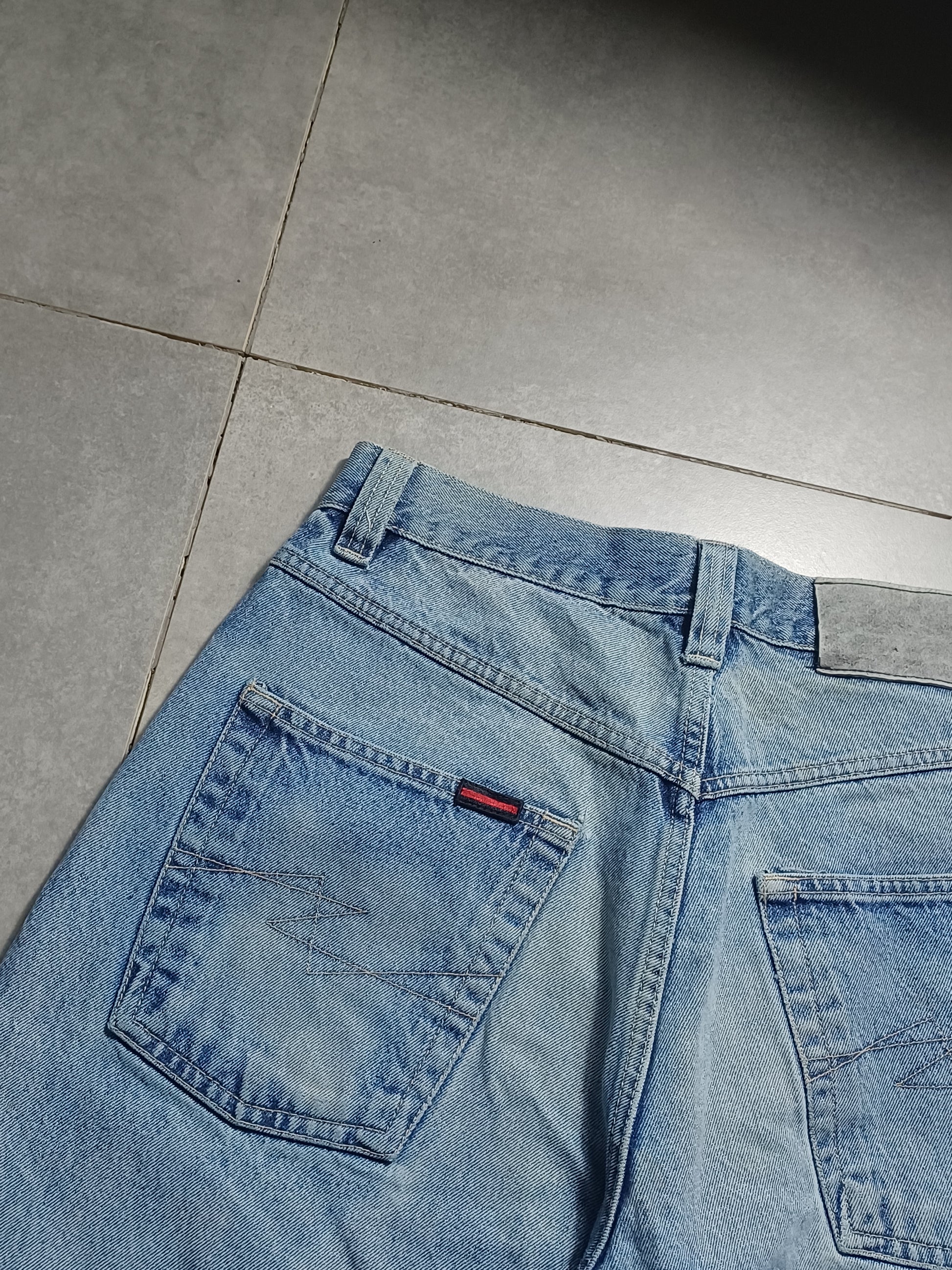 Jasnoniebieskie Jortsy FUBU