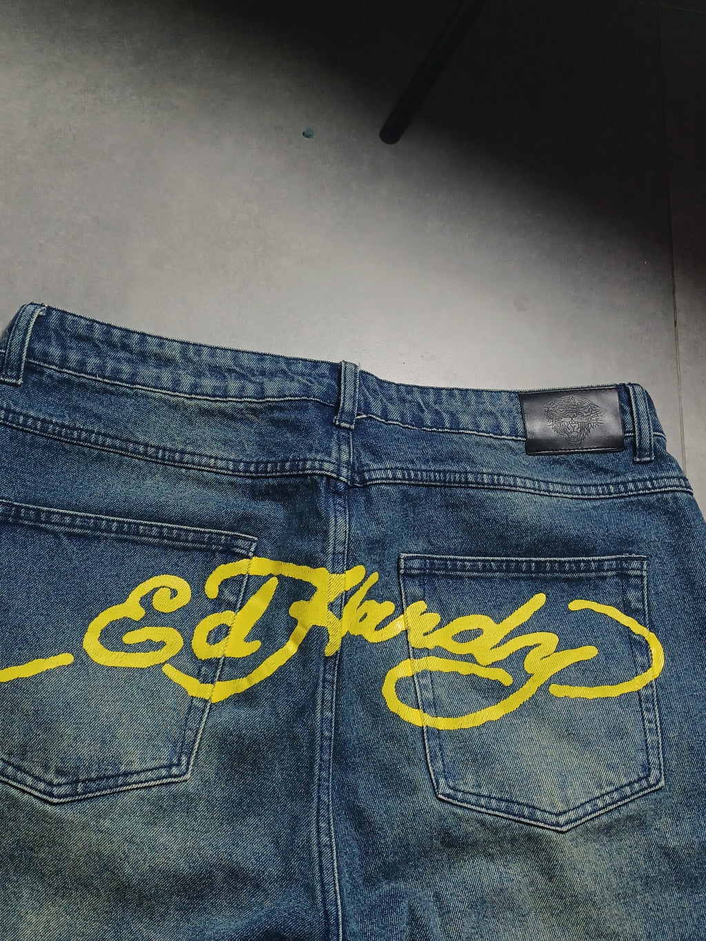 Niebieskie baggy jeansy Ed Hardy x Urban Outfitters
