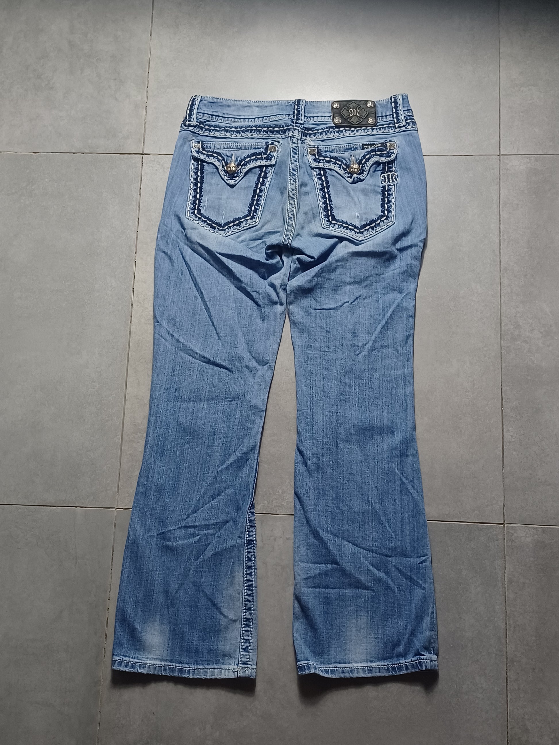 Niebieskie low rise Flared jeansy Miss Me