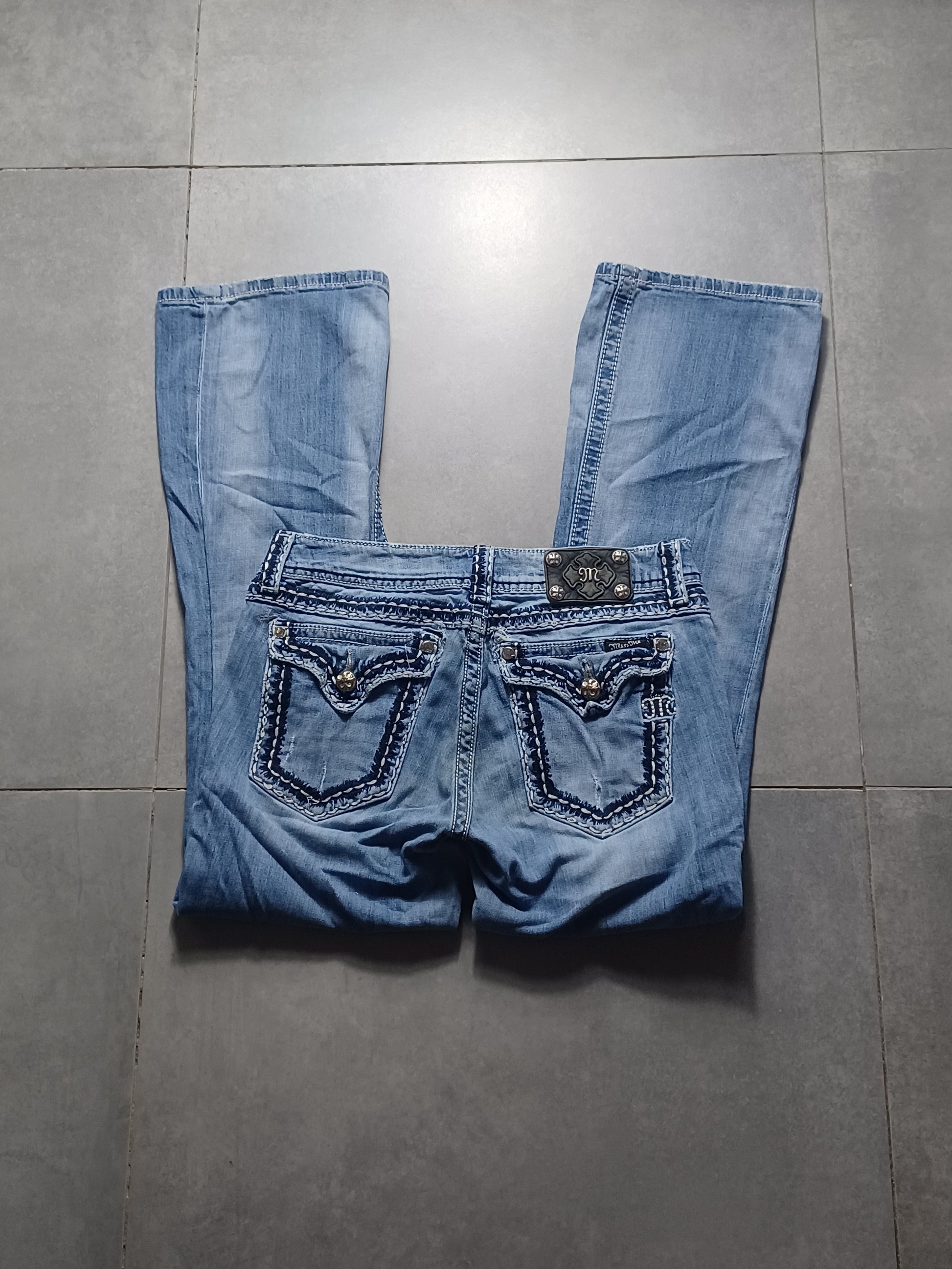Niebieskie low rise Flared jeansy Miss Me