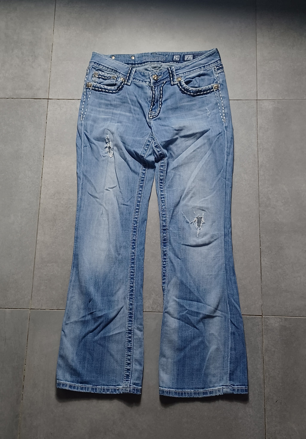 Niebieskie low rise Flared jeansy Miss Me