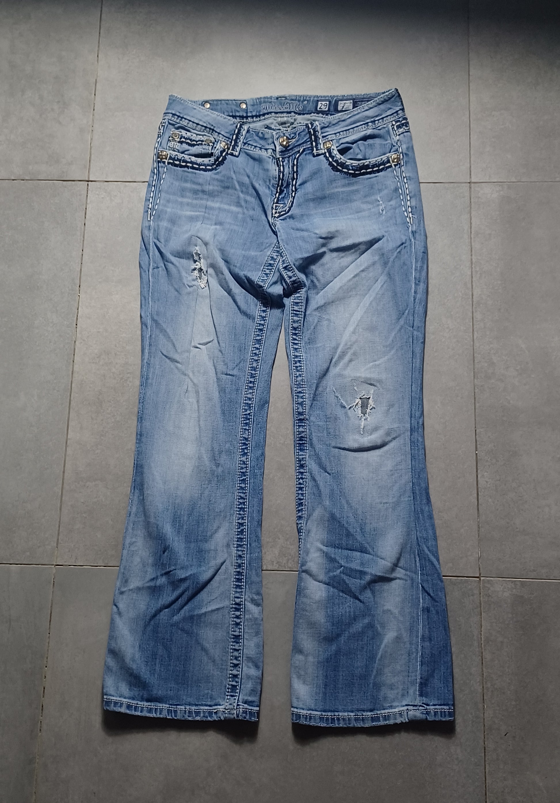 Niebieskie low rise Flared jeansy Miss Me
