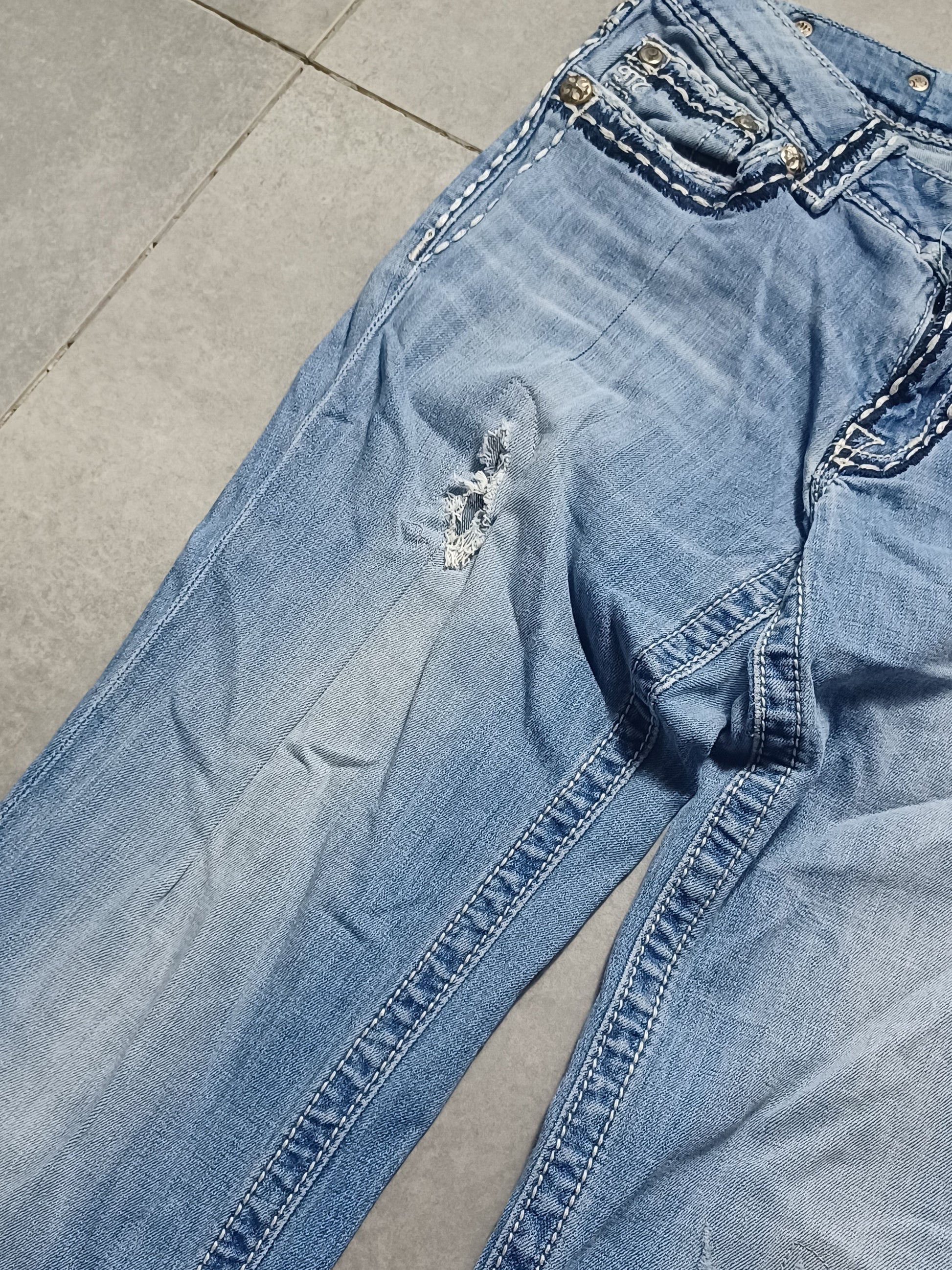 Niebieskie low rise Flared jeansy Miss Me
