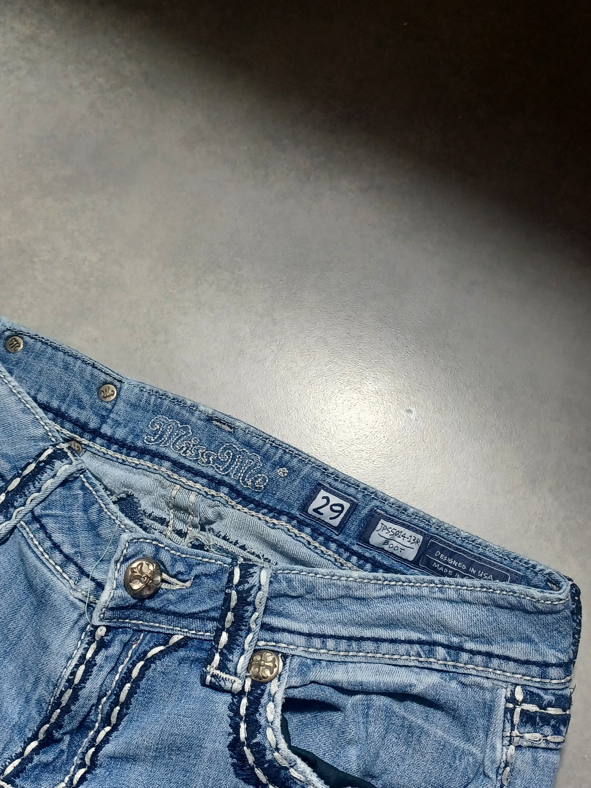 Niebieskie low rise Flared jeansy Miss Me