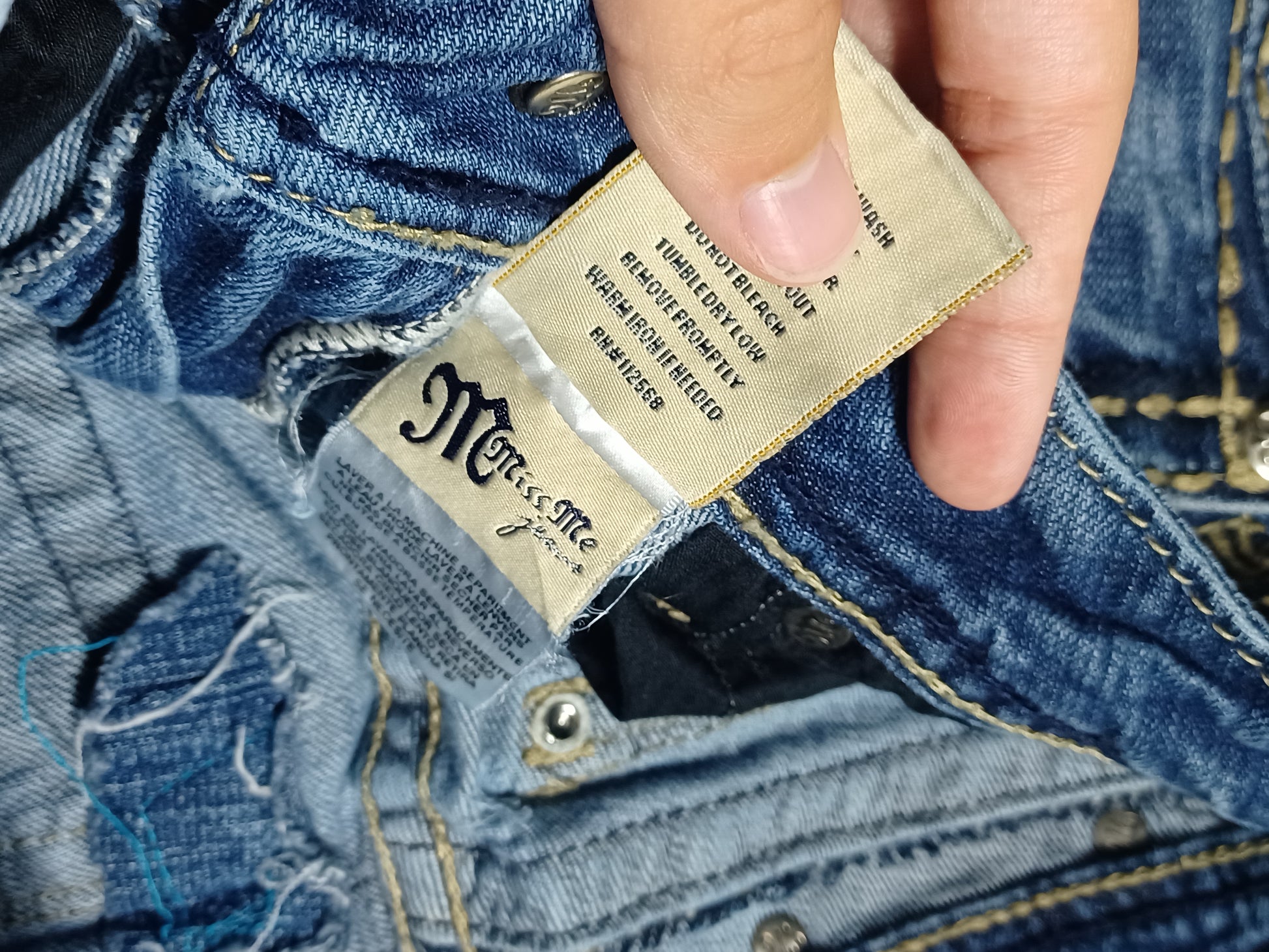 Niebieskie low rise Flared jeansy Miss Me