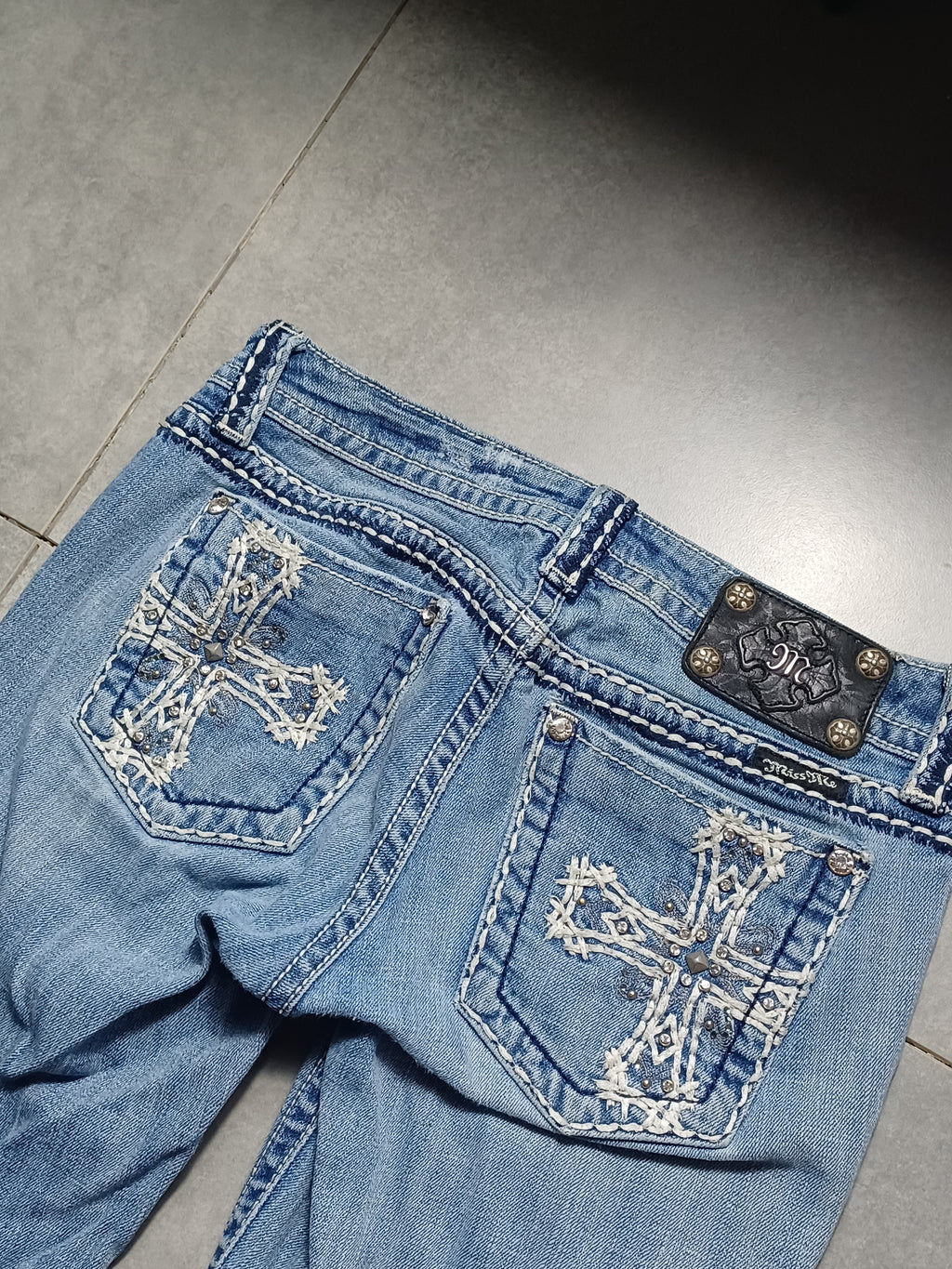 Jasnoniebieskie low rise Flared jeansy Miss Me