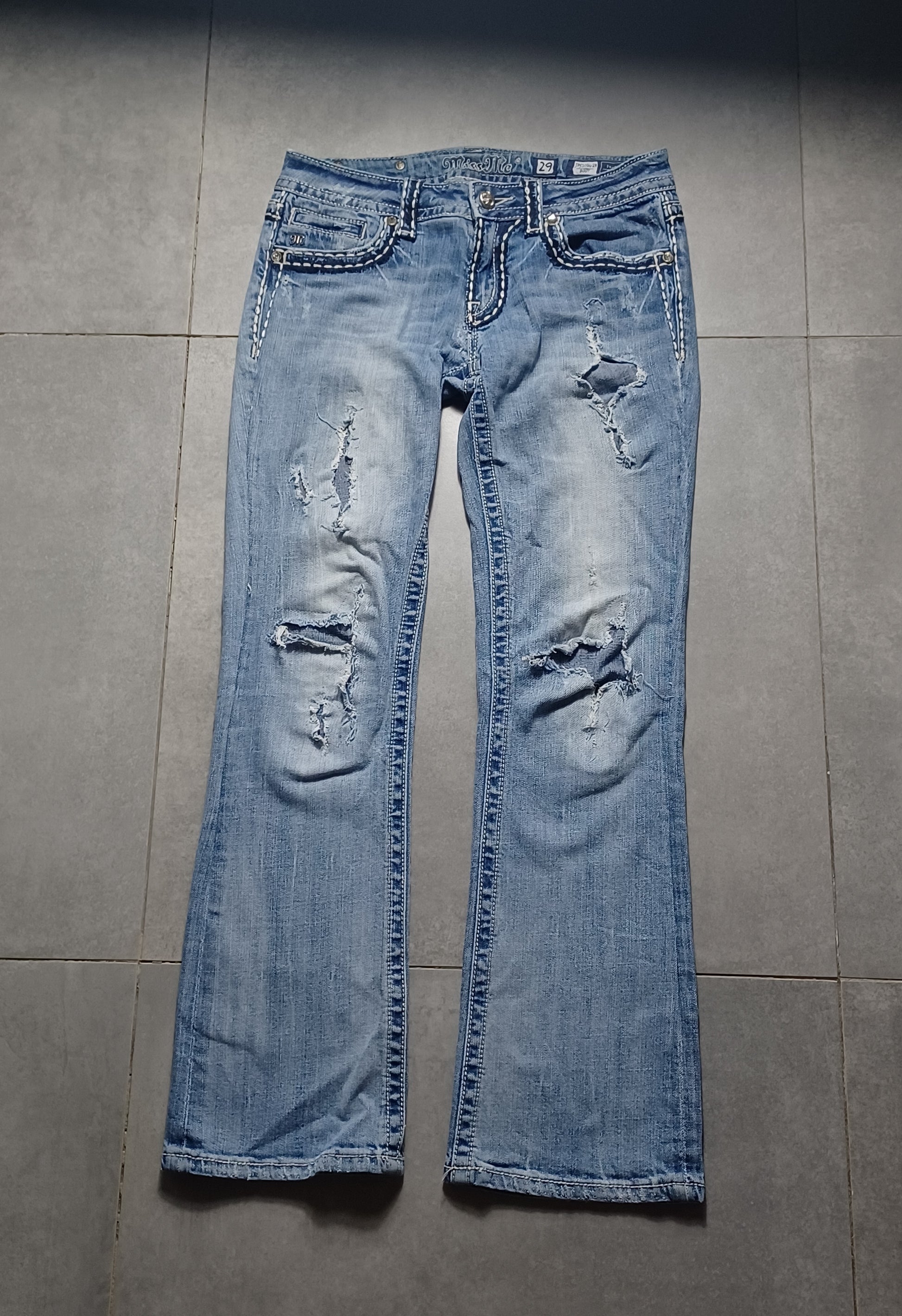 Jasnoniebieskie low rise Flared jeansy Miss Me