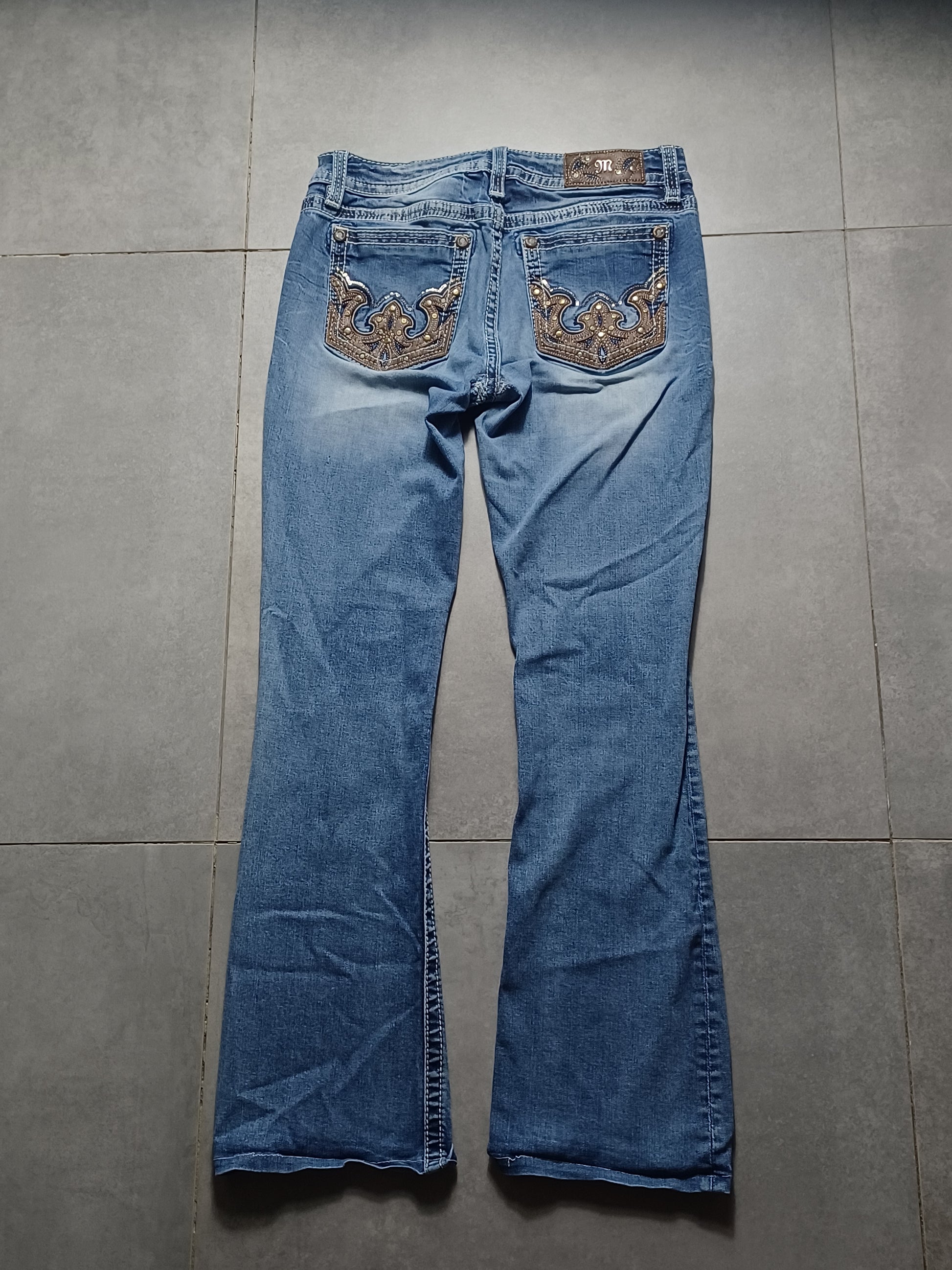 Niebieskie low rise Flared jeansy Miss Me