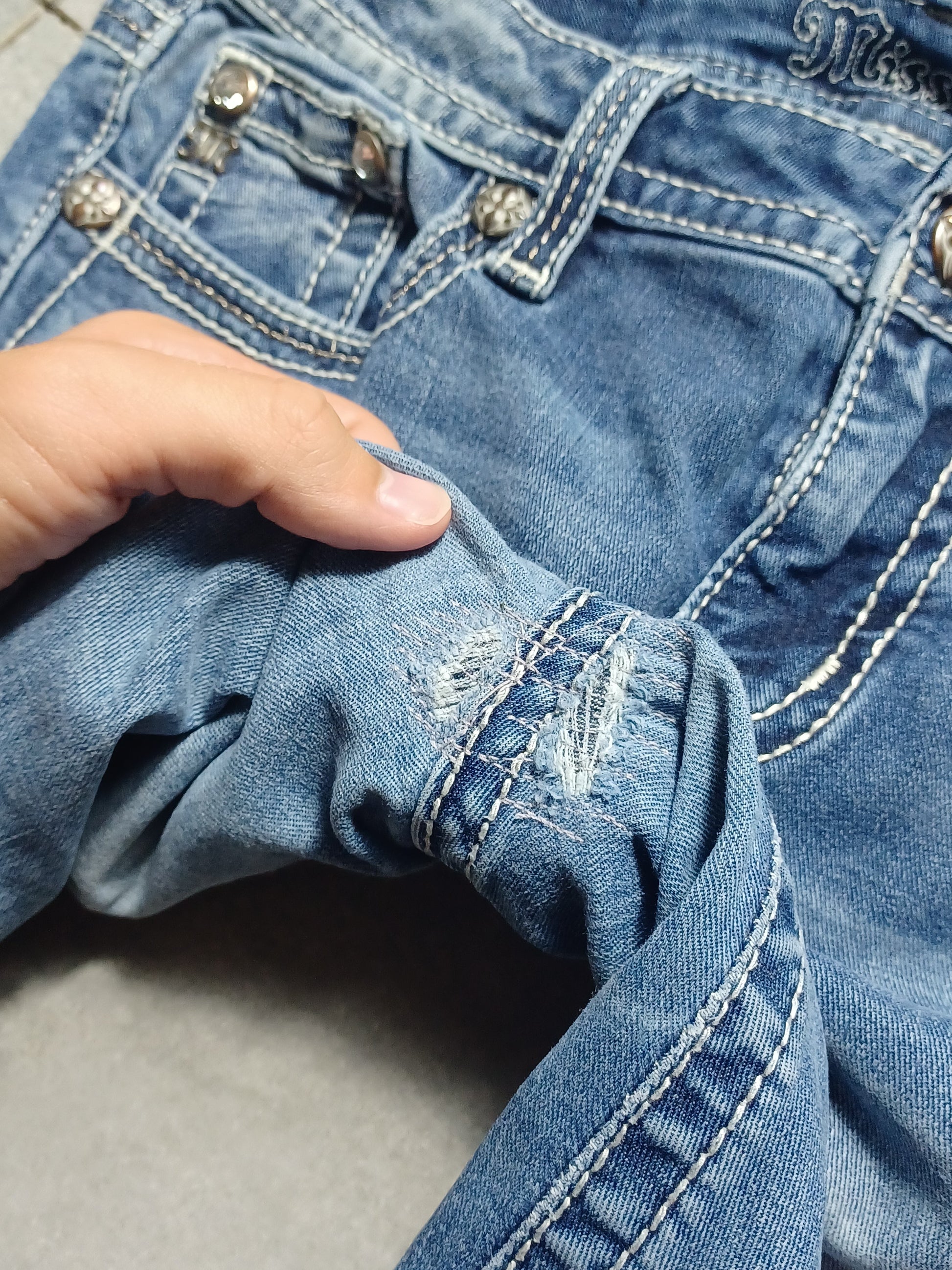 Niebieskie low rise Flared jeansy Miss Me