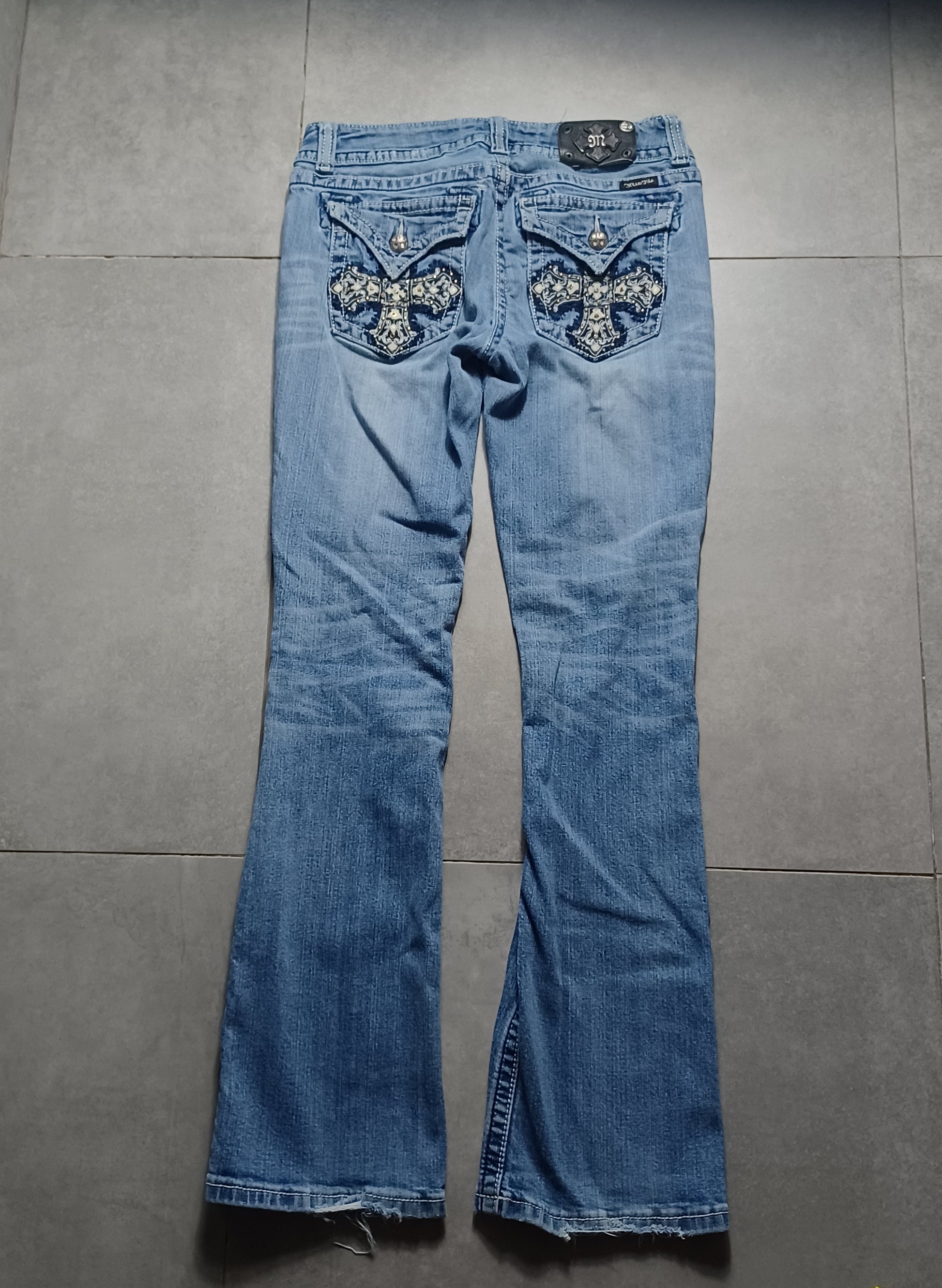 Niebieskie low rise Flared jeansy Miss Me