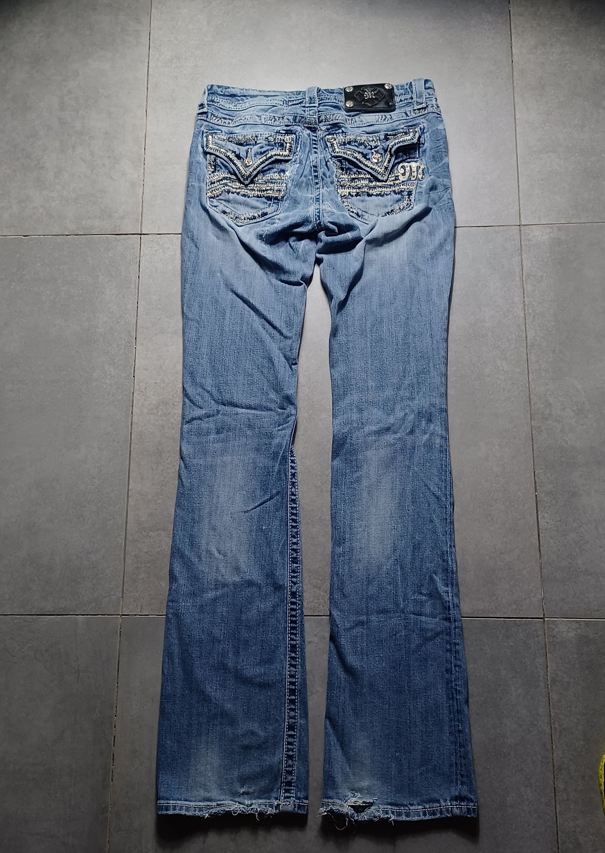 Niebieskie low rise Flared jeansy Miss Me