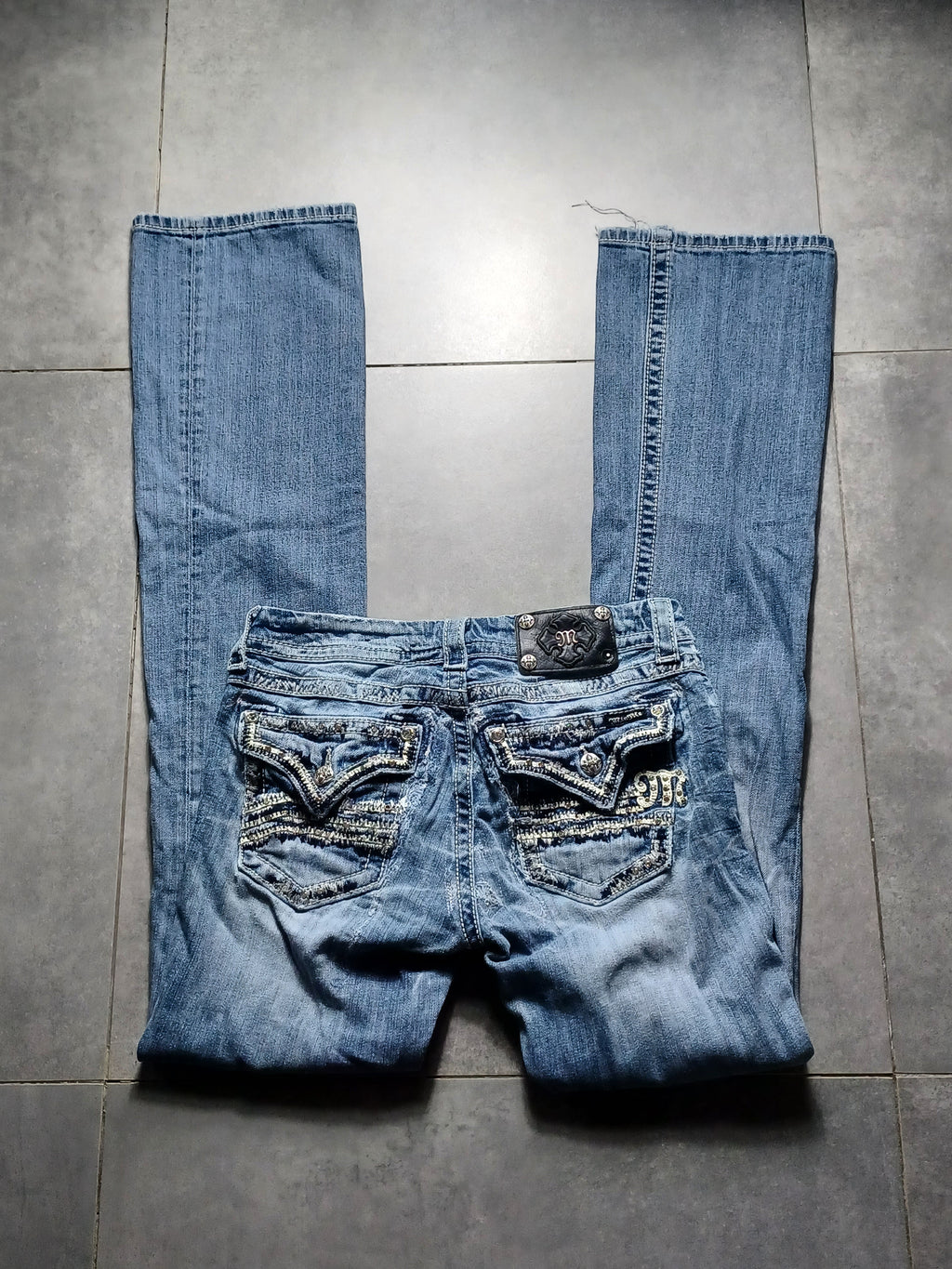 Niebieskie low rise Flared jeansy Miss Me