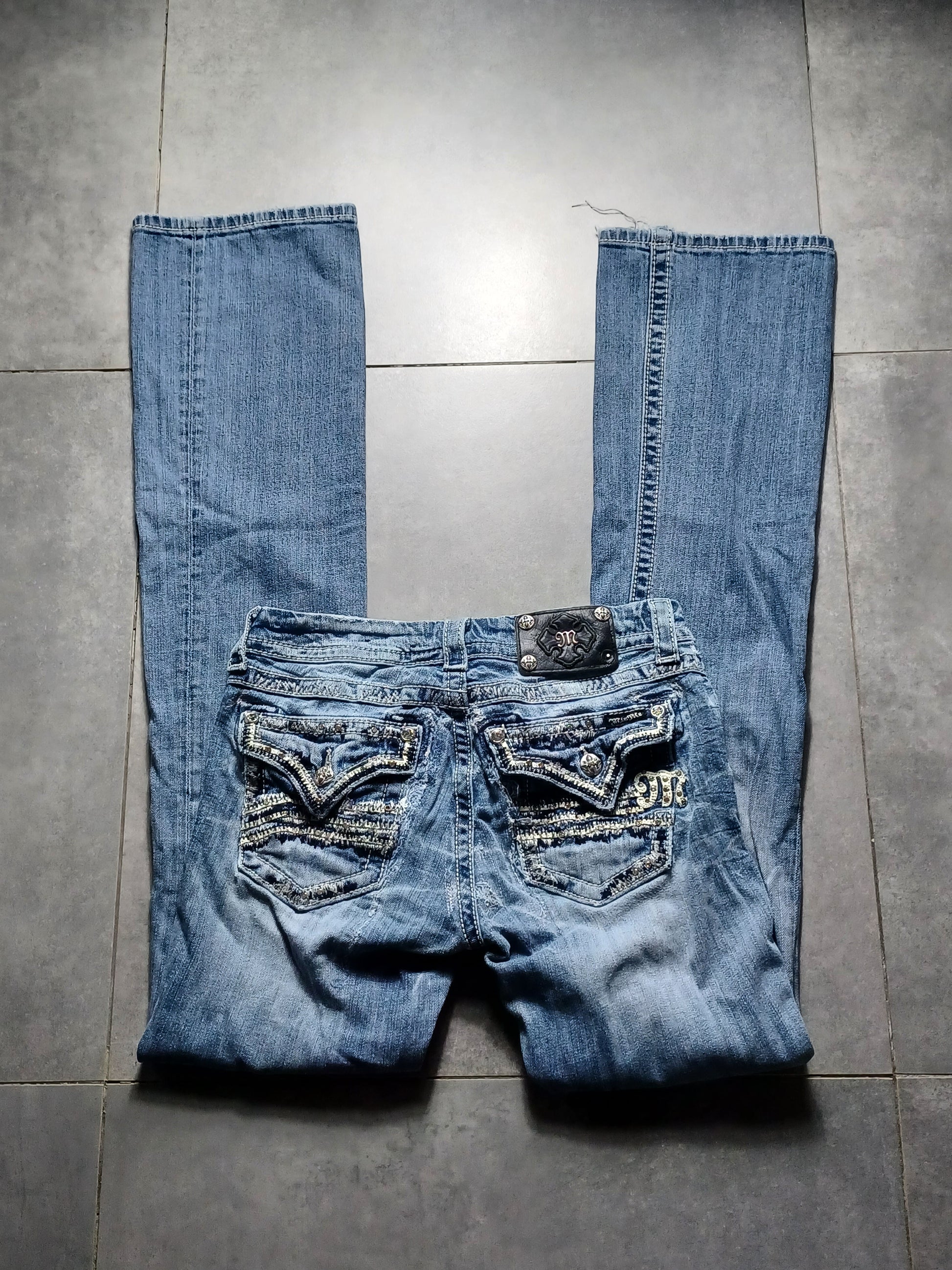 Niebieskie low rise Flared jeansy Miss Me