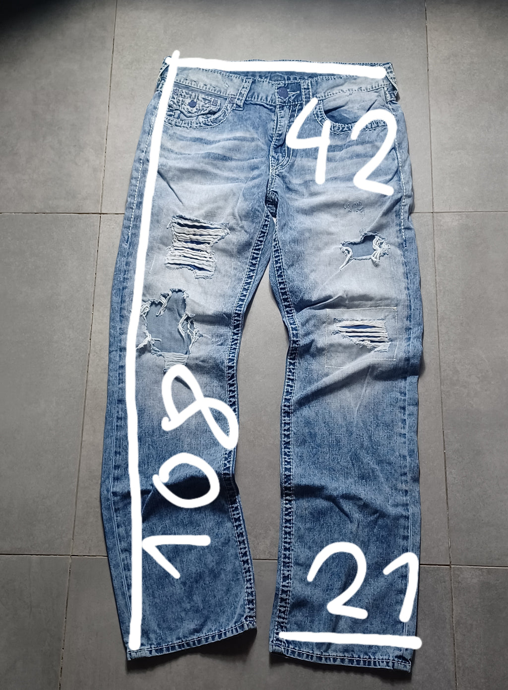 Niebieskie straight jeansy True Religion