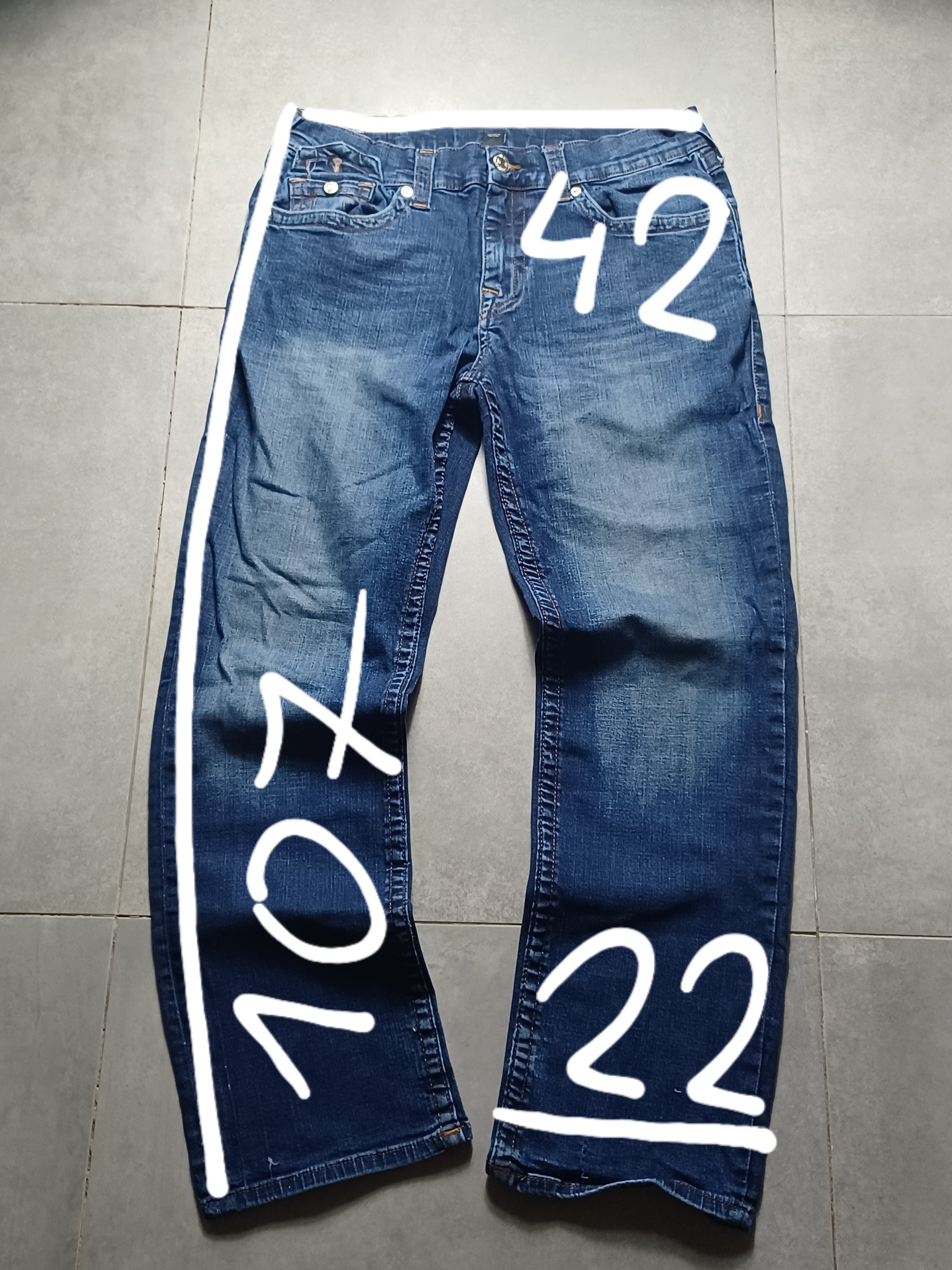 Granatowe straight fit jeansy True Religion