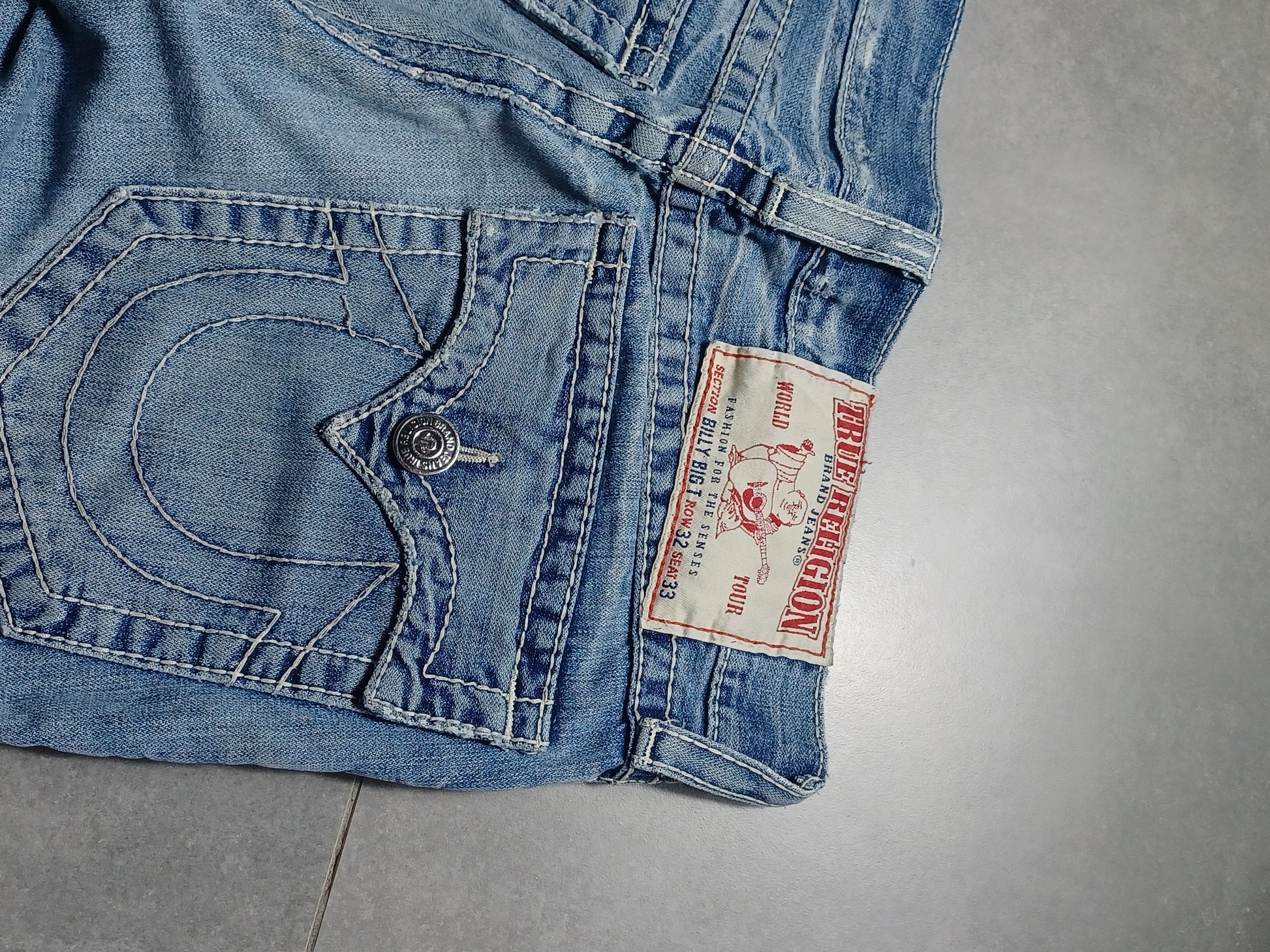 Jasnoniebieskie straight jeans True Religion