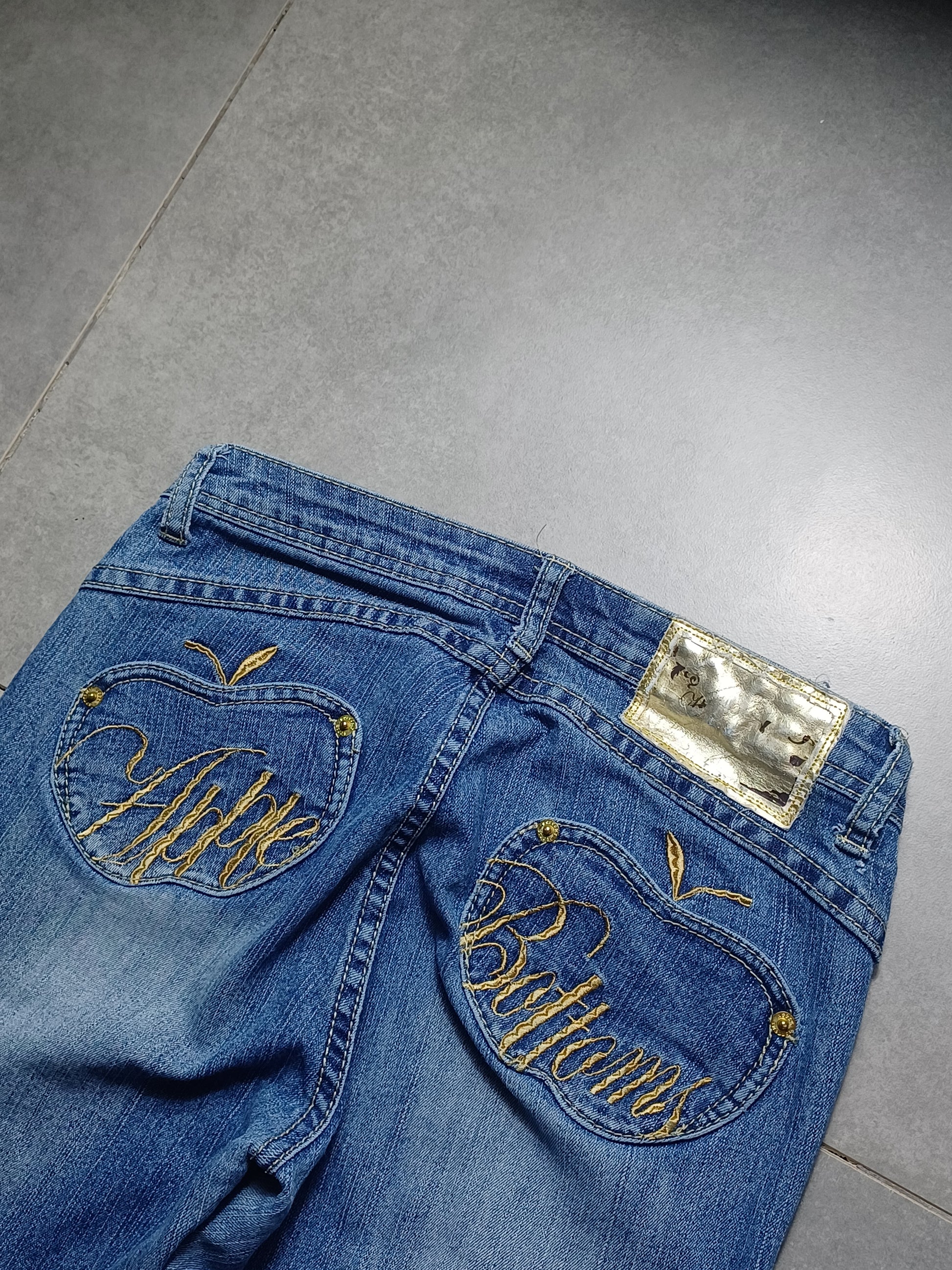 Niebieskie low rise flared jeansy Apple Bottoms
