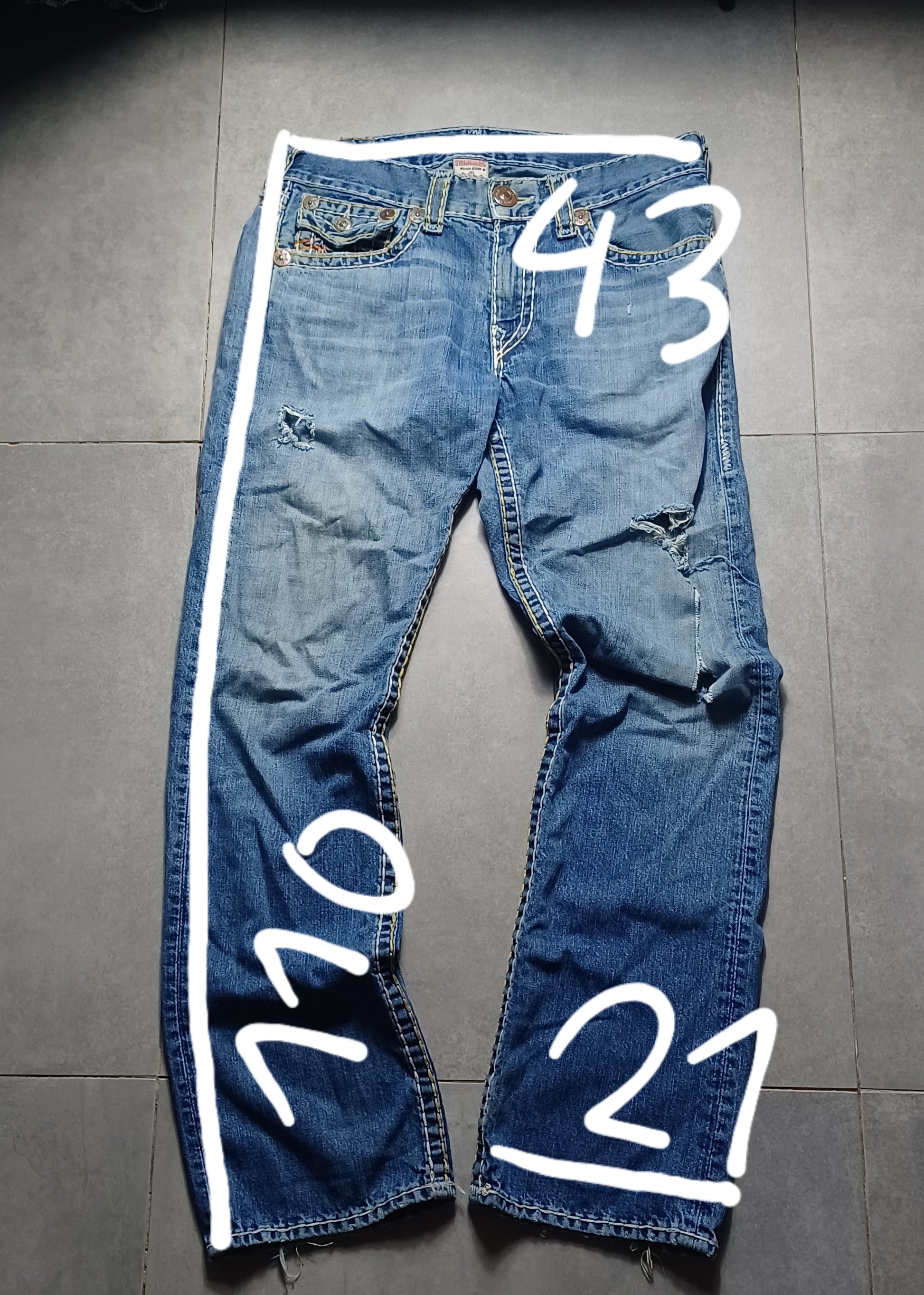 Niebieskie straight jeansy True Religion