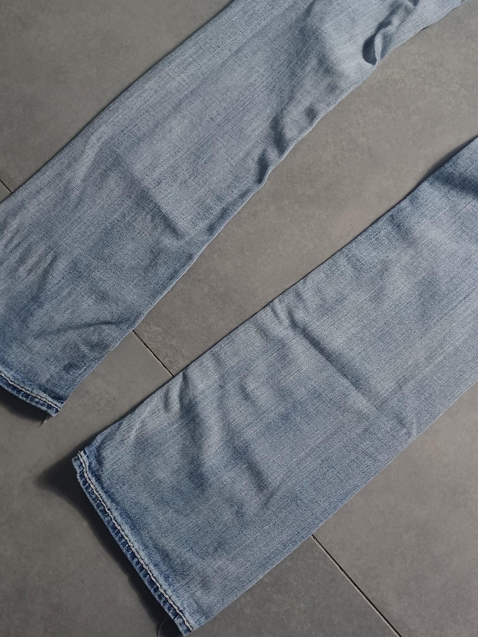 Jasnoniebieskie low rise jeansy Rock Revival