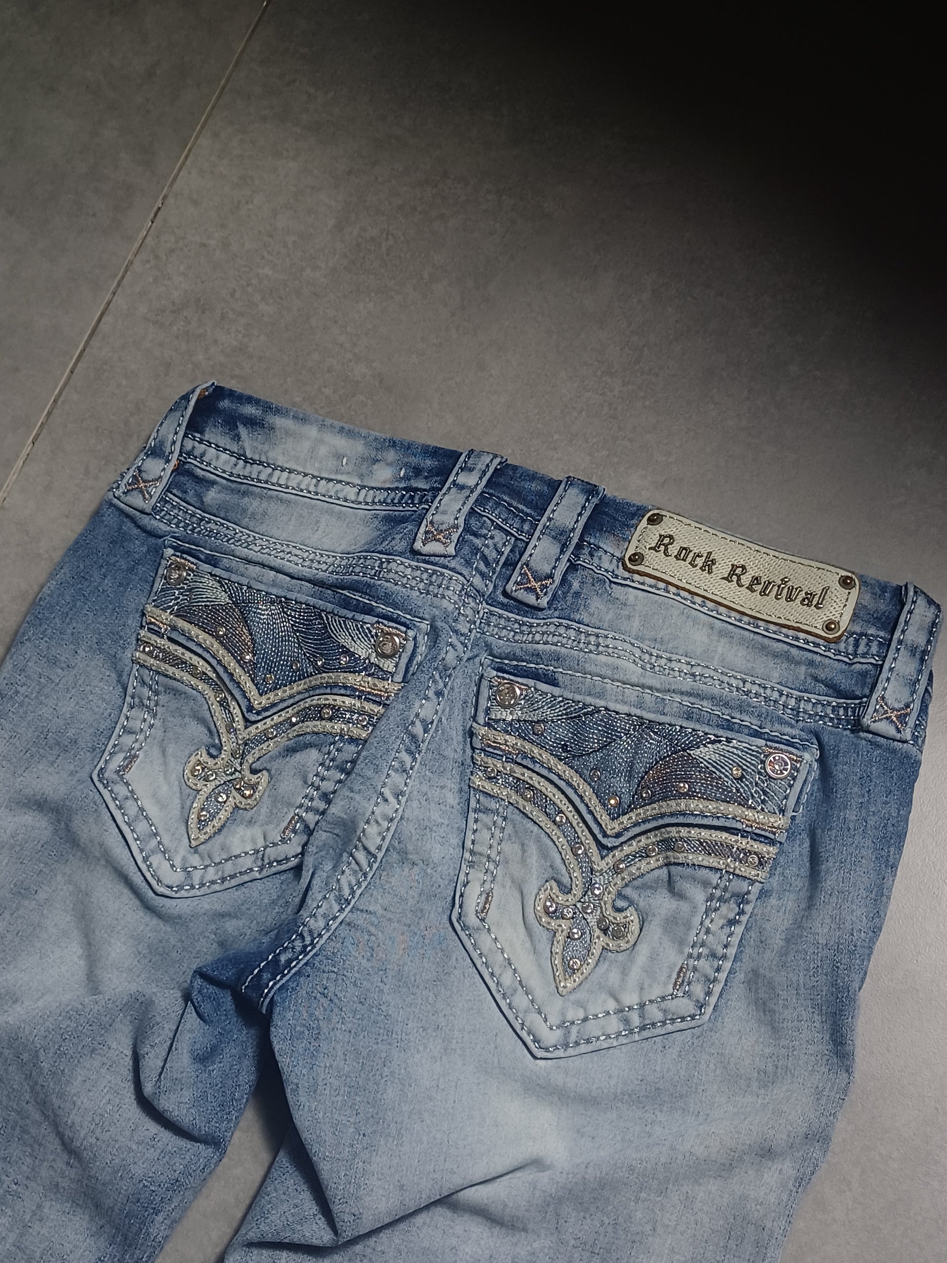 Jasnoniebieskie low rise flared jeansy Rock Revival