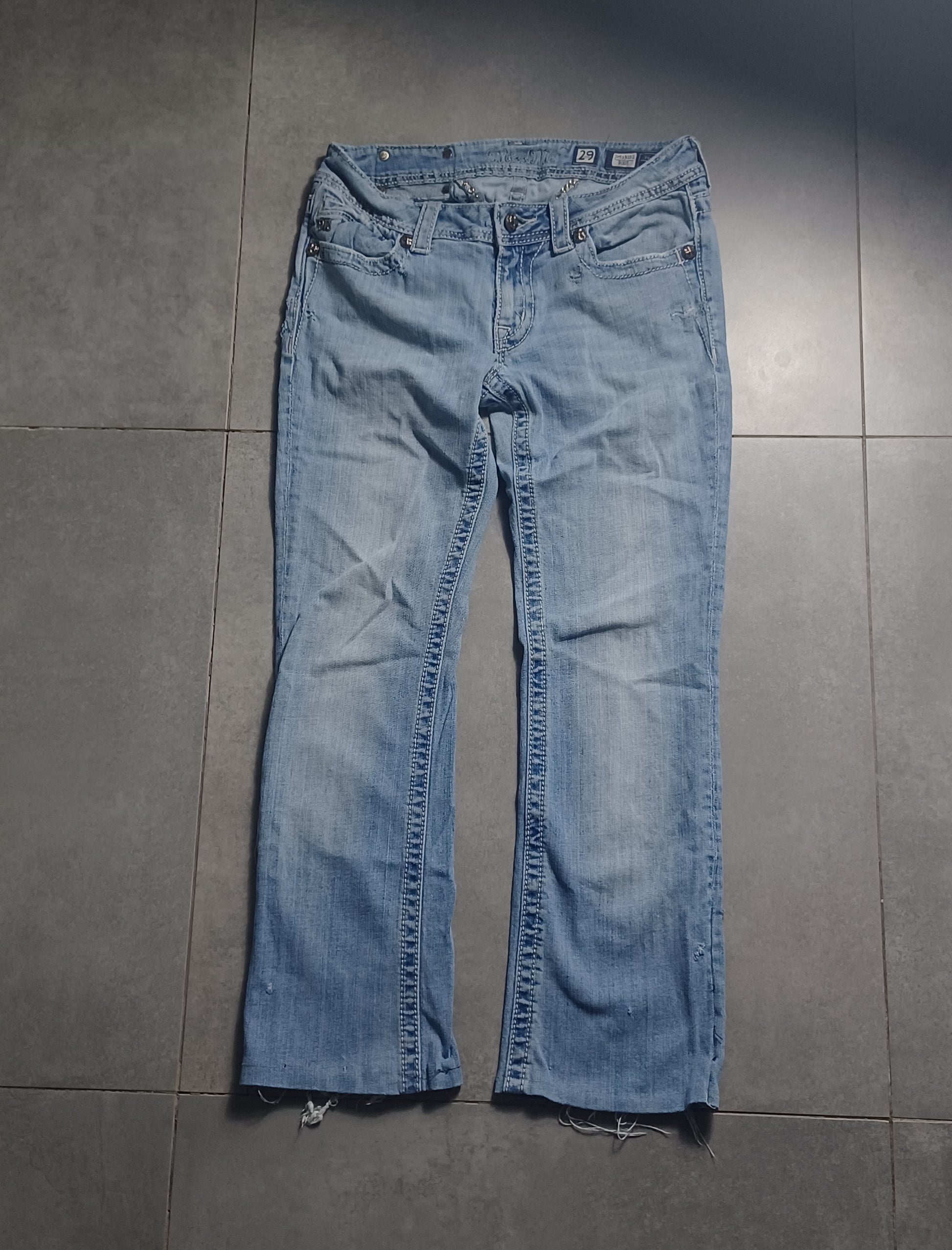 Jasnoniebieskie low rise flared jeansy Miss Me