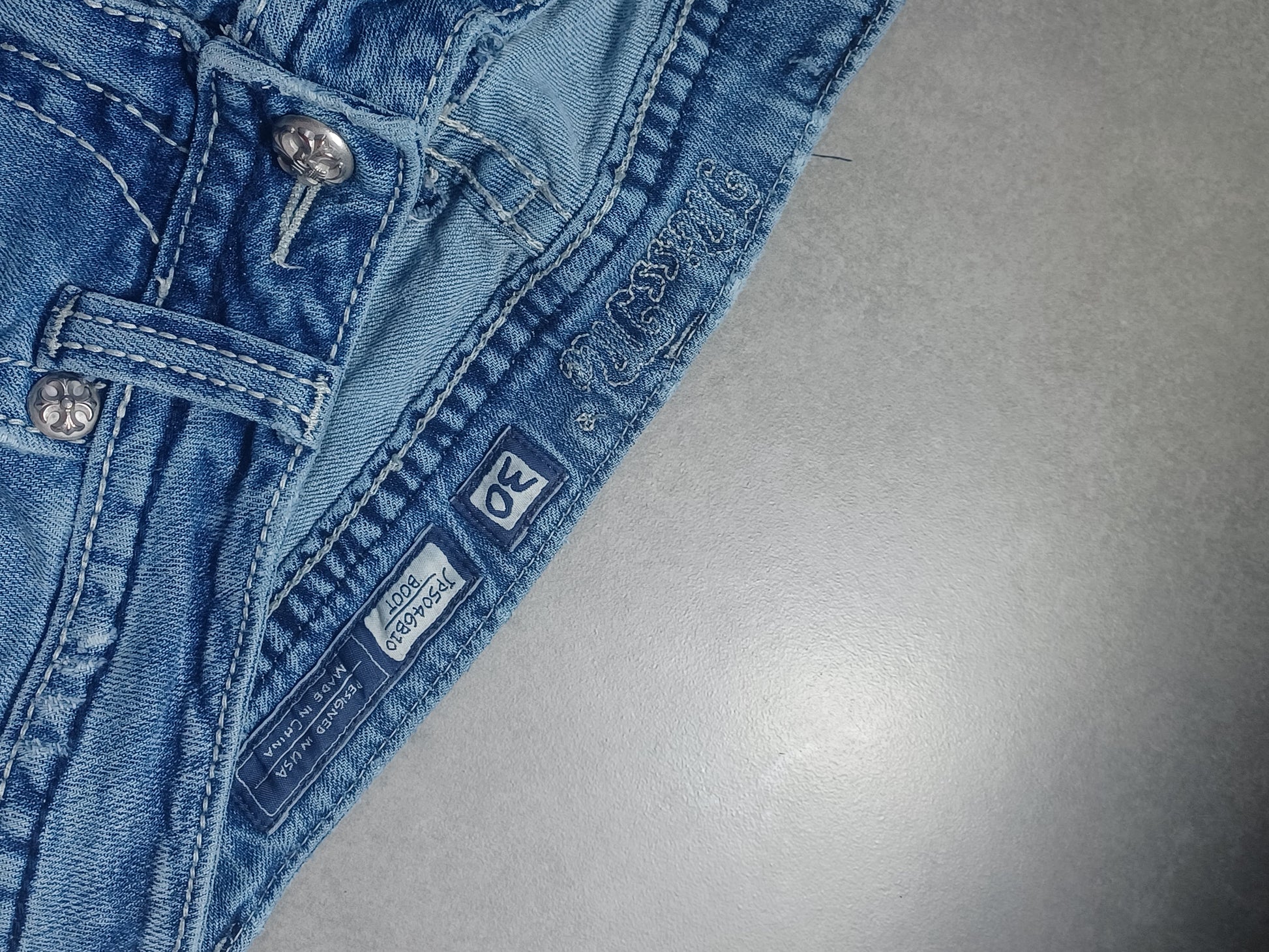 Niebieskie low rise Flared jeansy Miss Me