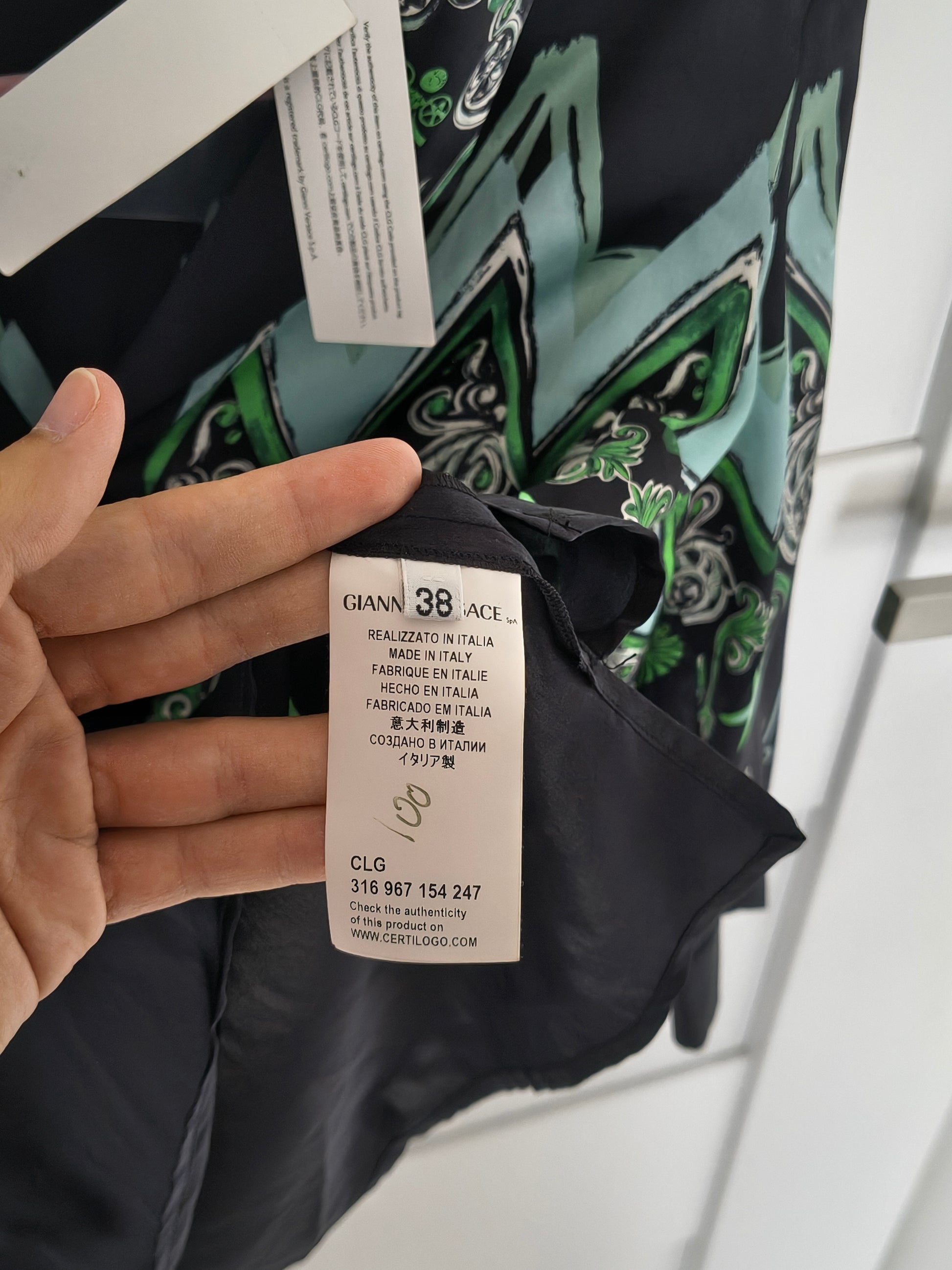 Zielono czarna koszula jedwabna damska Versace Collection