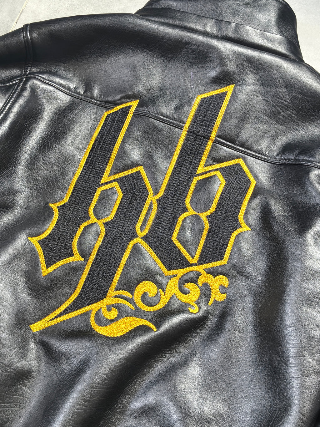 Czarna Kurtka Skórzana HoodBoyz z haftem