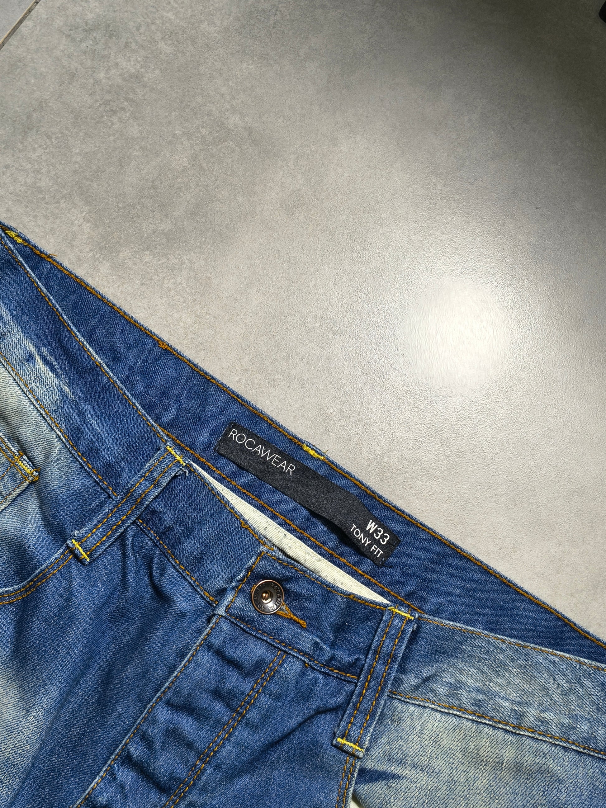 Niebieskie straight fit jeansy Rocawear