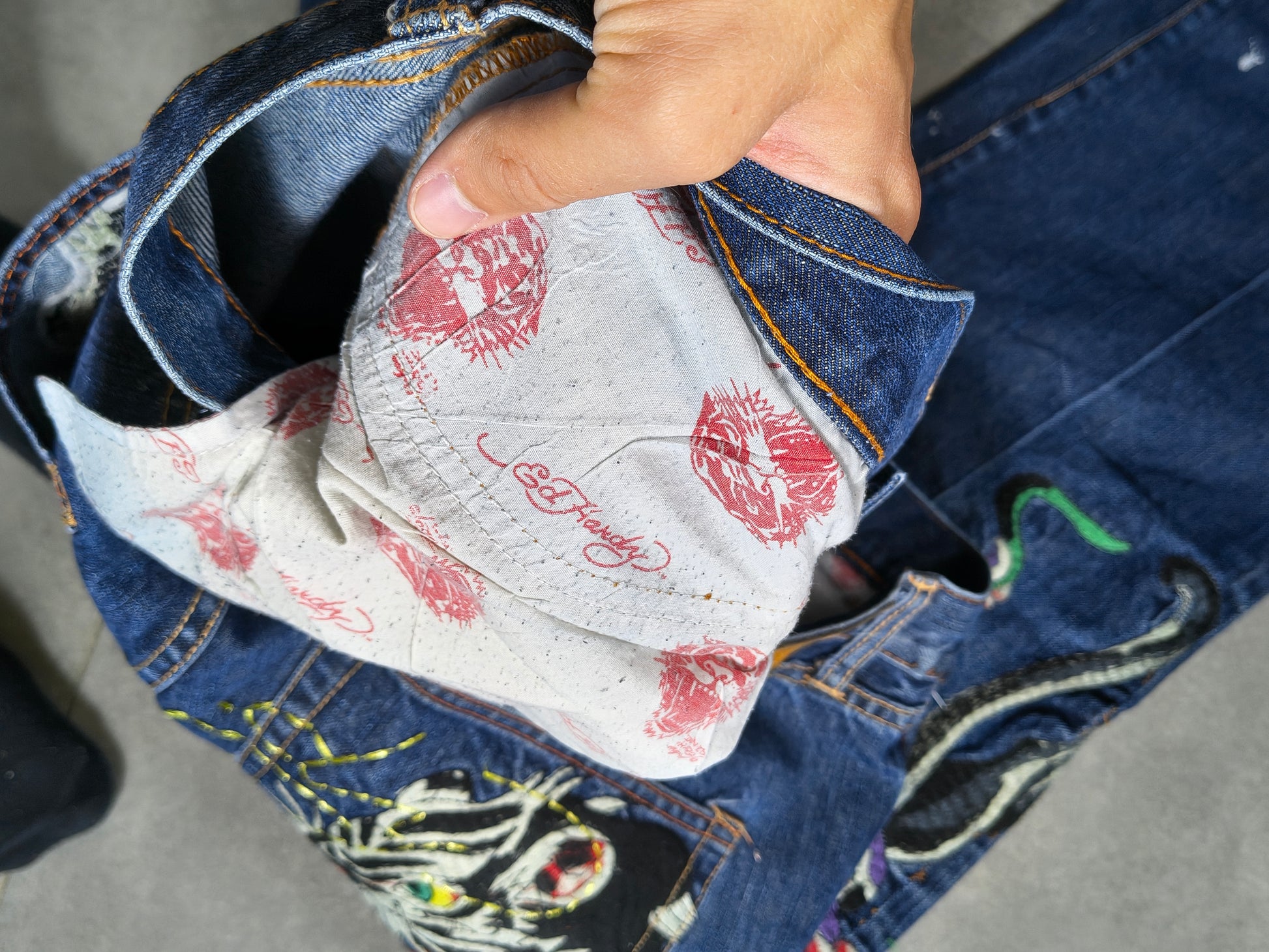Granatowe baggy jeansy Ed Hardy