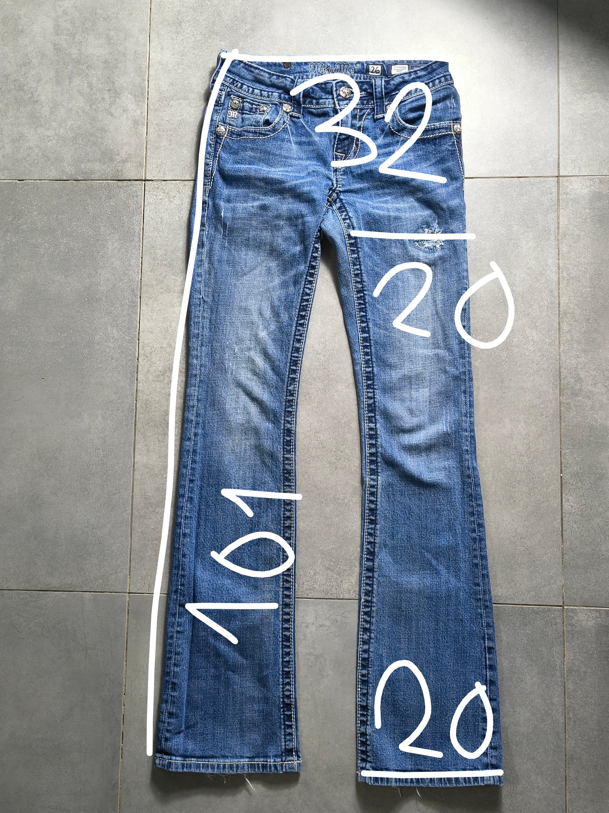 Niebieskie flared jeansy Miss me