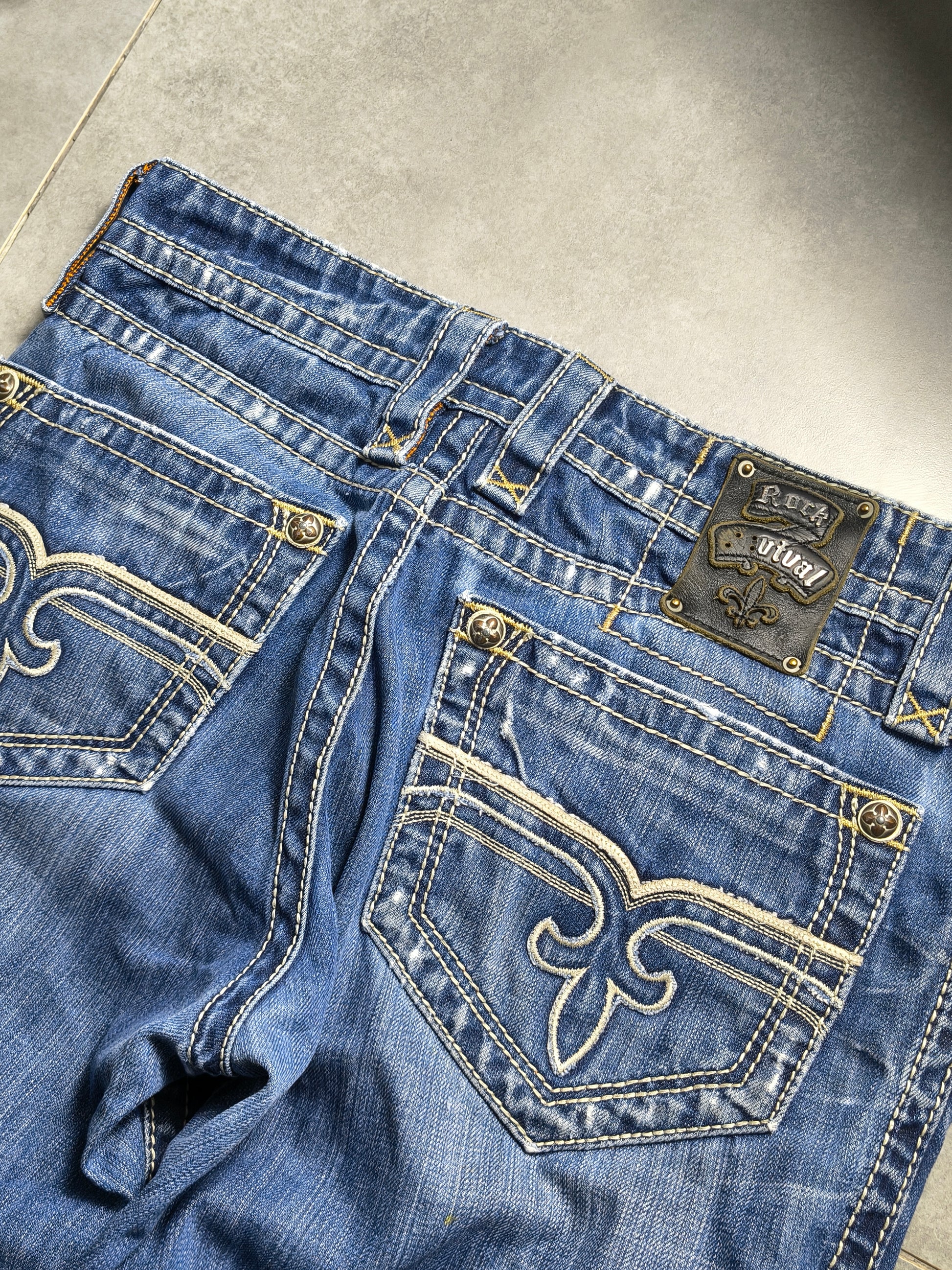 Granatowe bootcut  jeansy Rock Revival