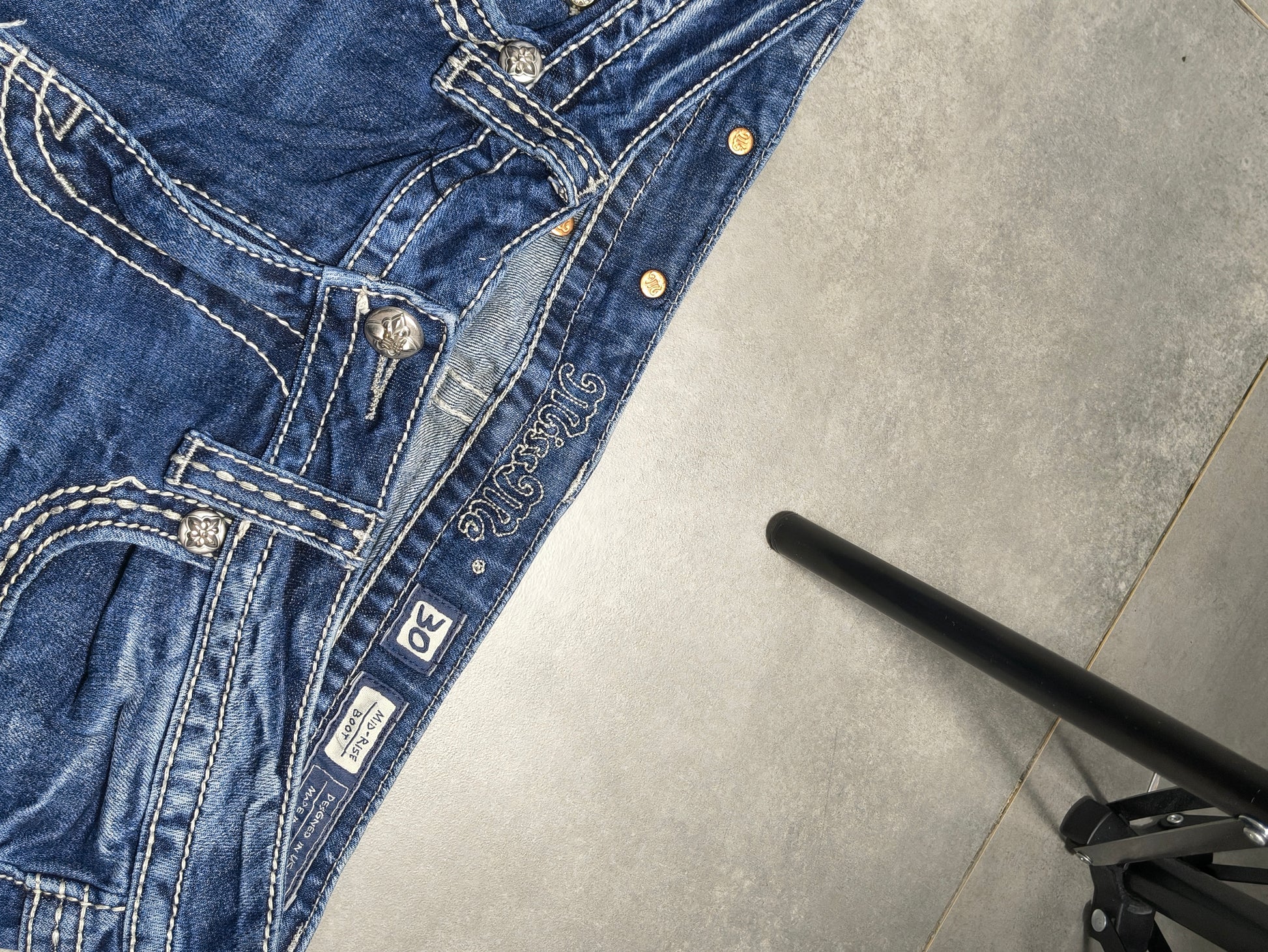 Granatowe Flared jeansy Miss Me