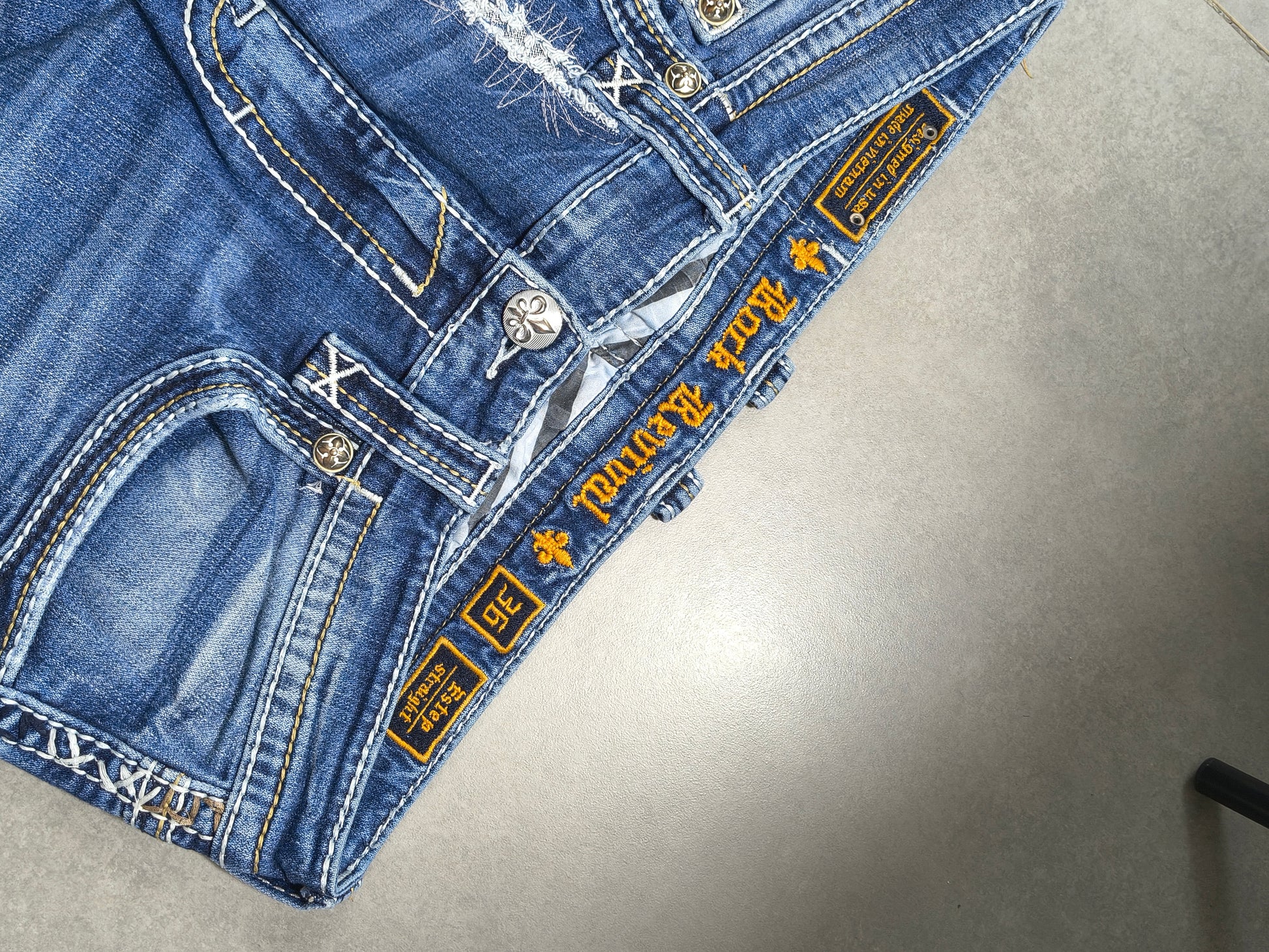 Niebieskie straight fit jeansy Rock Revival