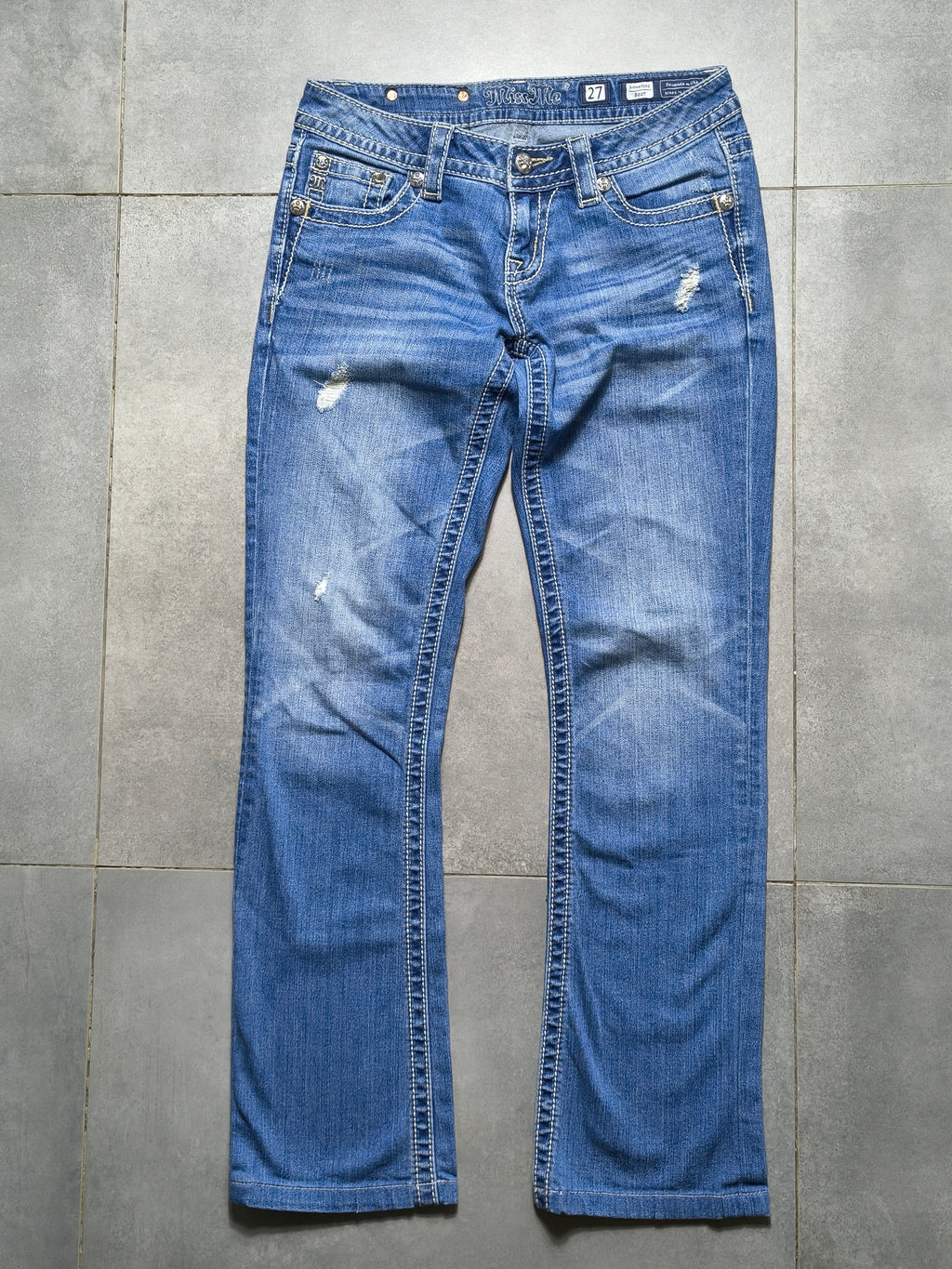 Niebieskie flared jeansy Miss Me