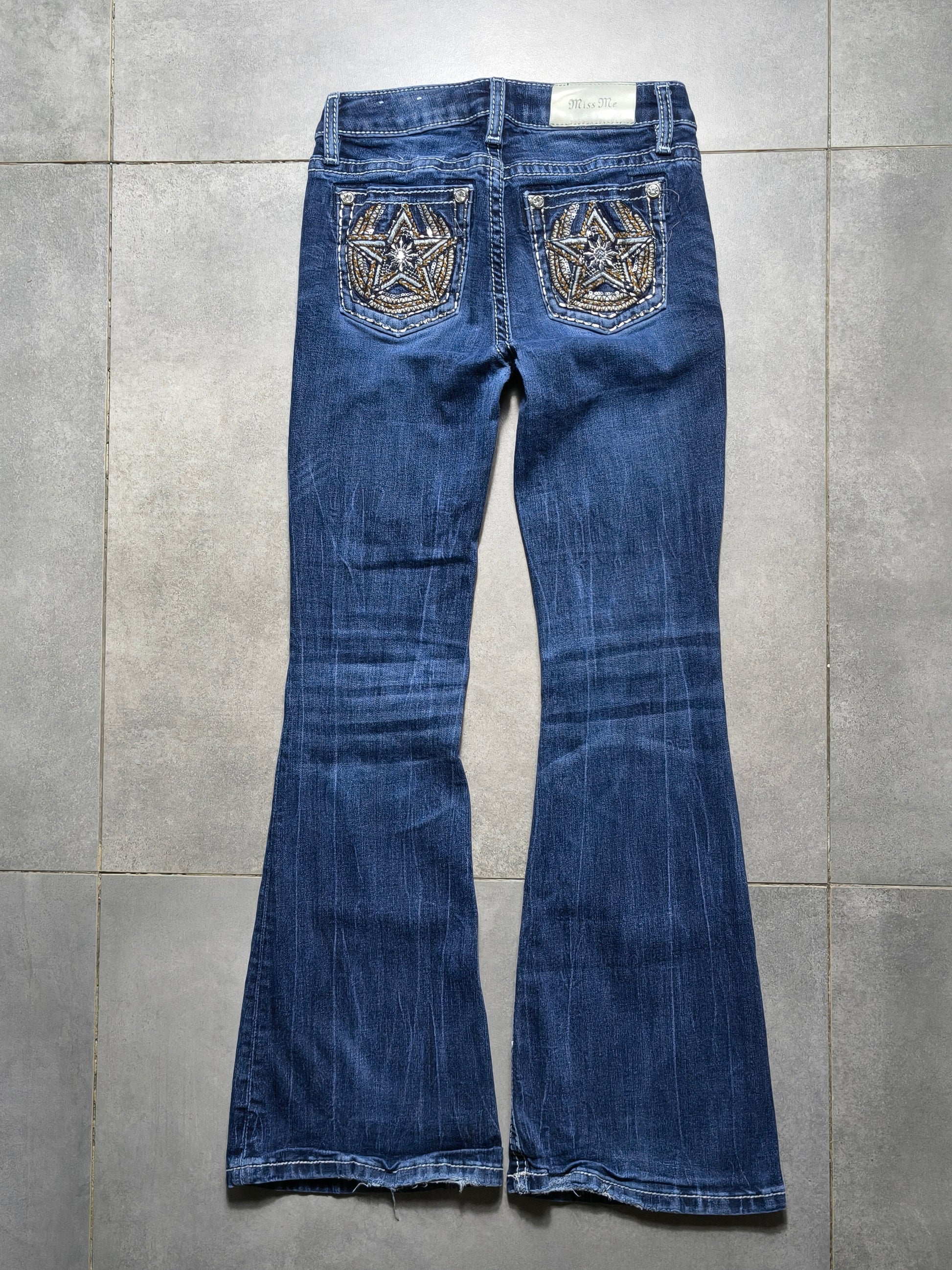 Granatowe flared jeansy Miss Me