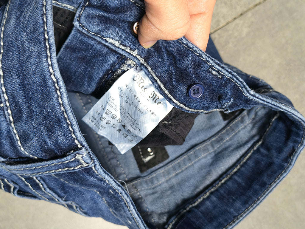 Granatowe flared jeansy Miss Me